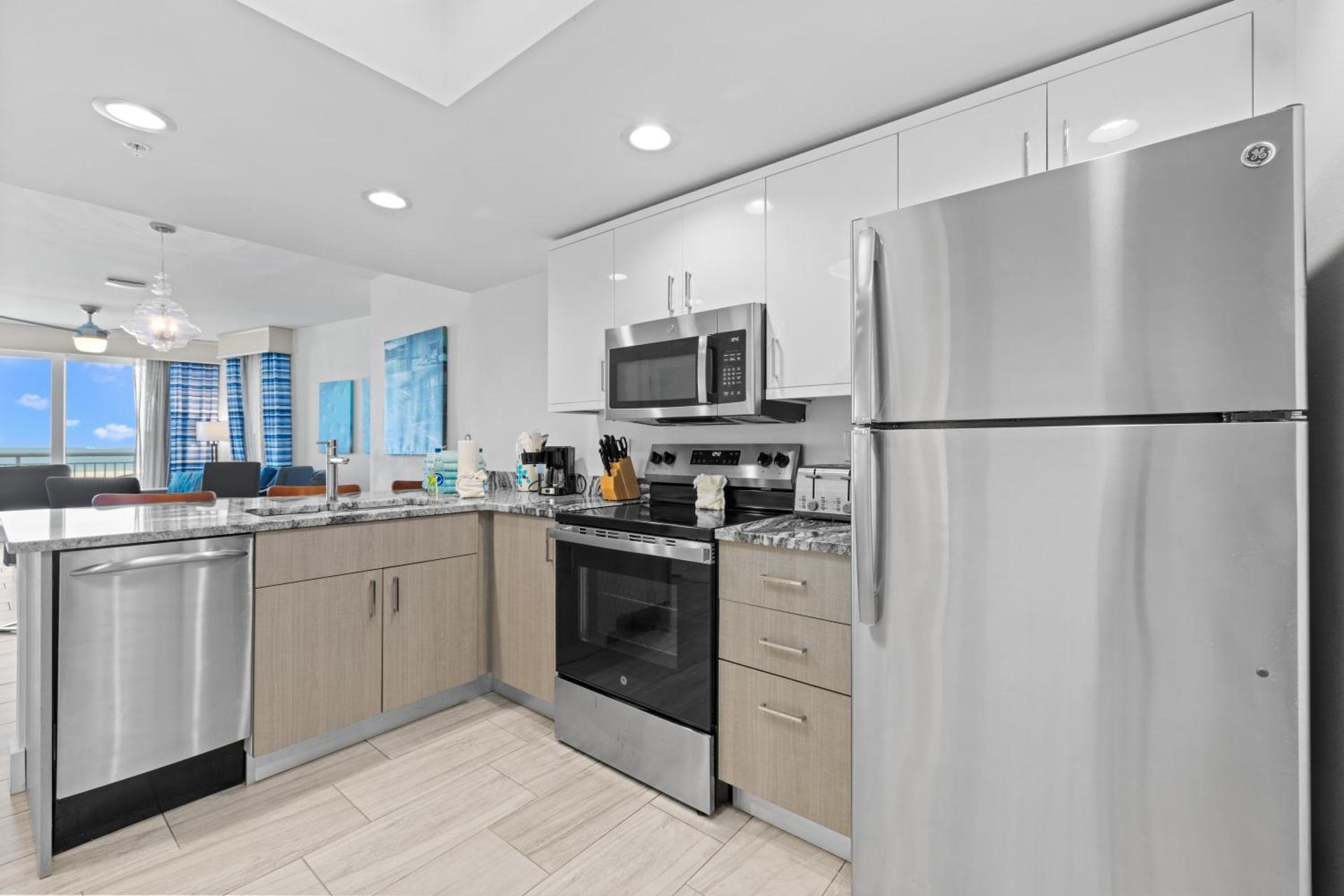 Kitchen or kitchenette