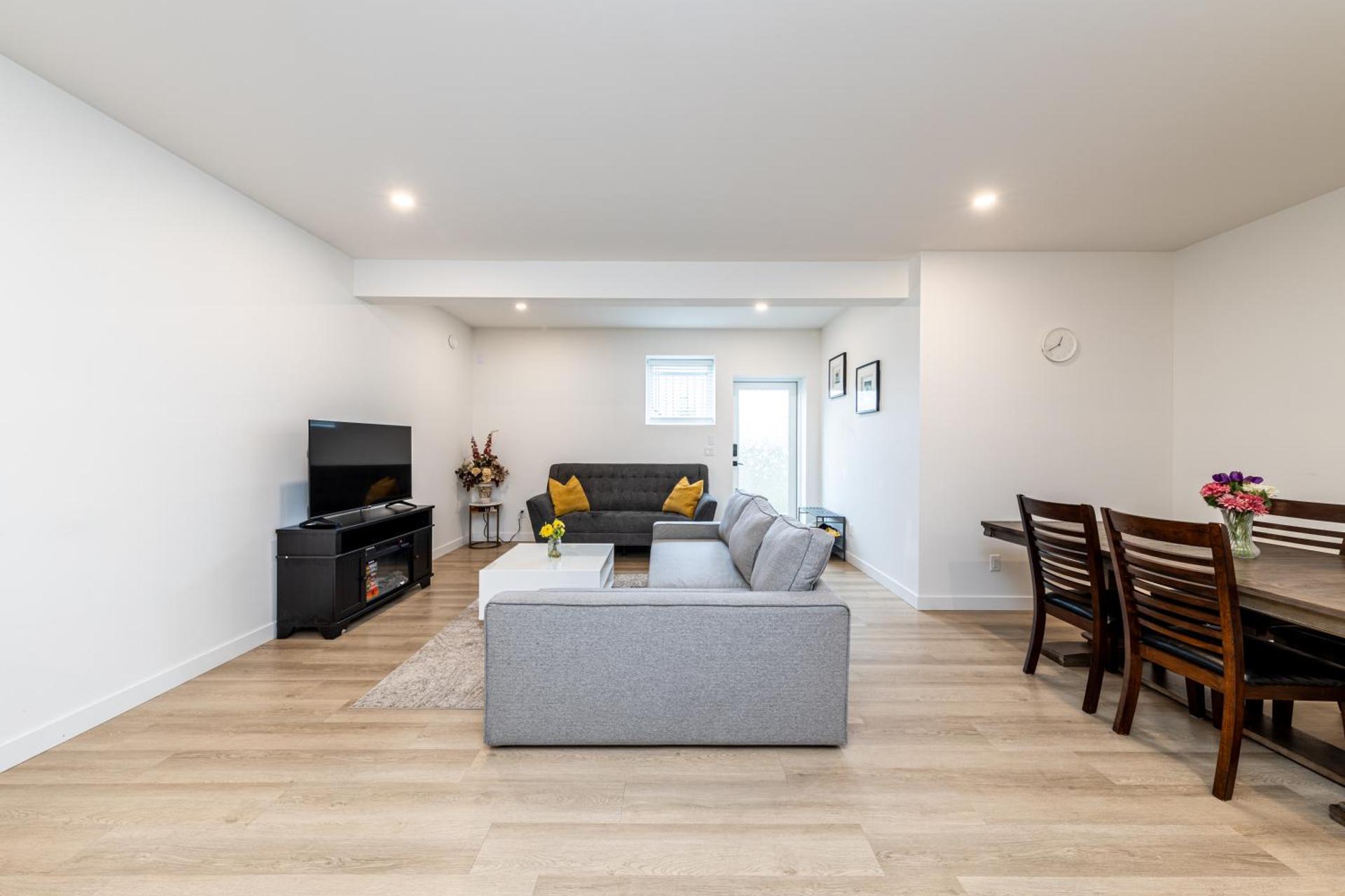 Sunflower Brandnew Cozy Private Suite