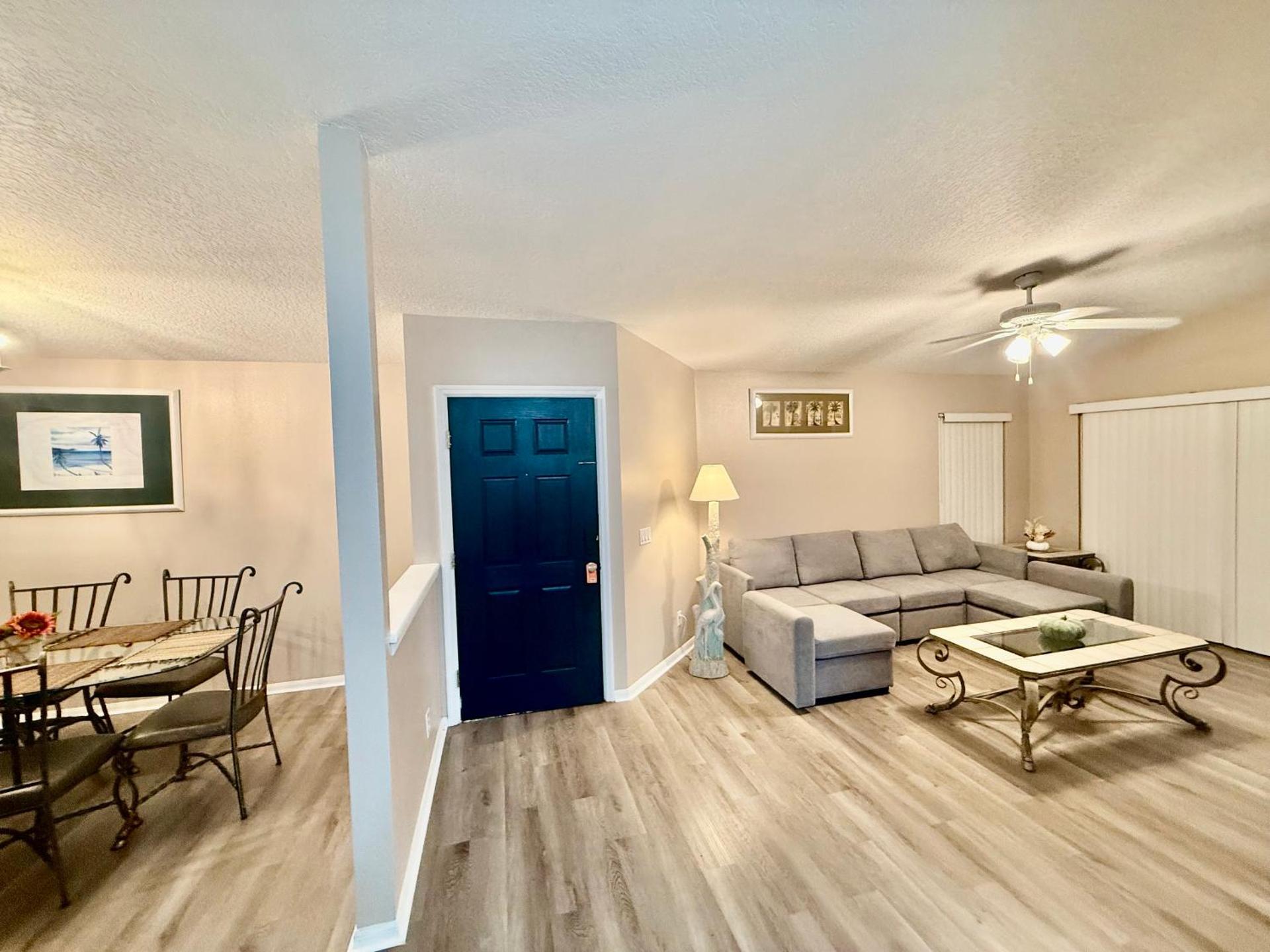 Grand Holiday 3BR Palms Condo near Disney Parks