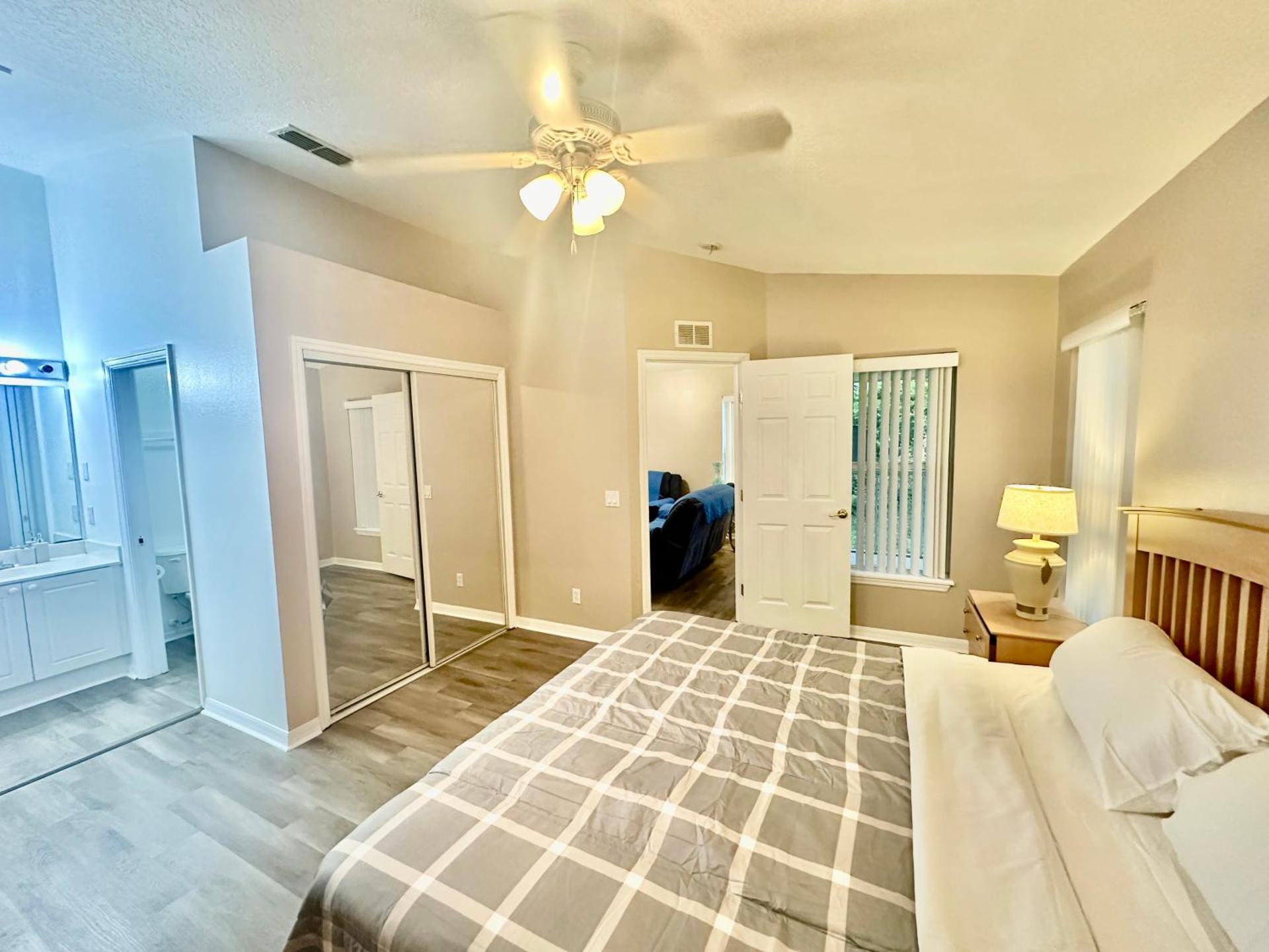 Grand Holiday 3BR Palms Condo near Disney Parks