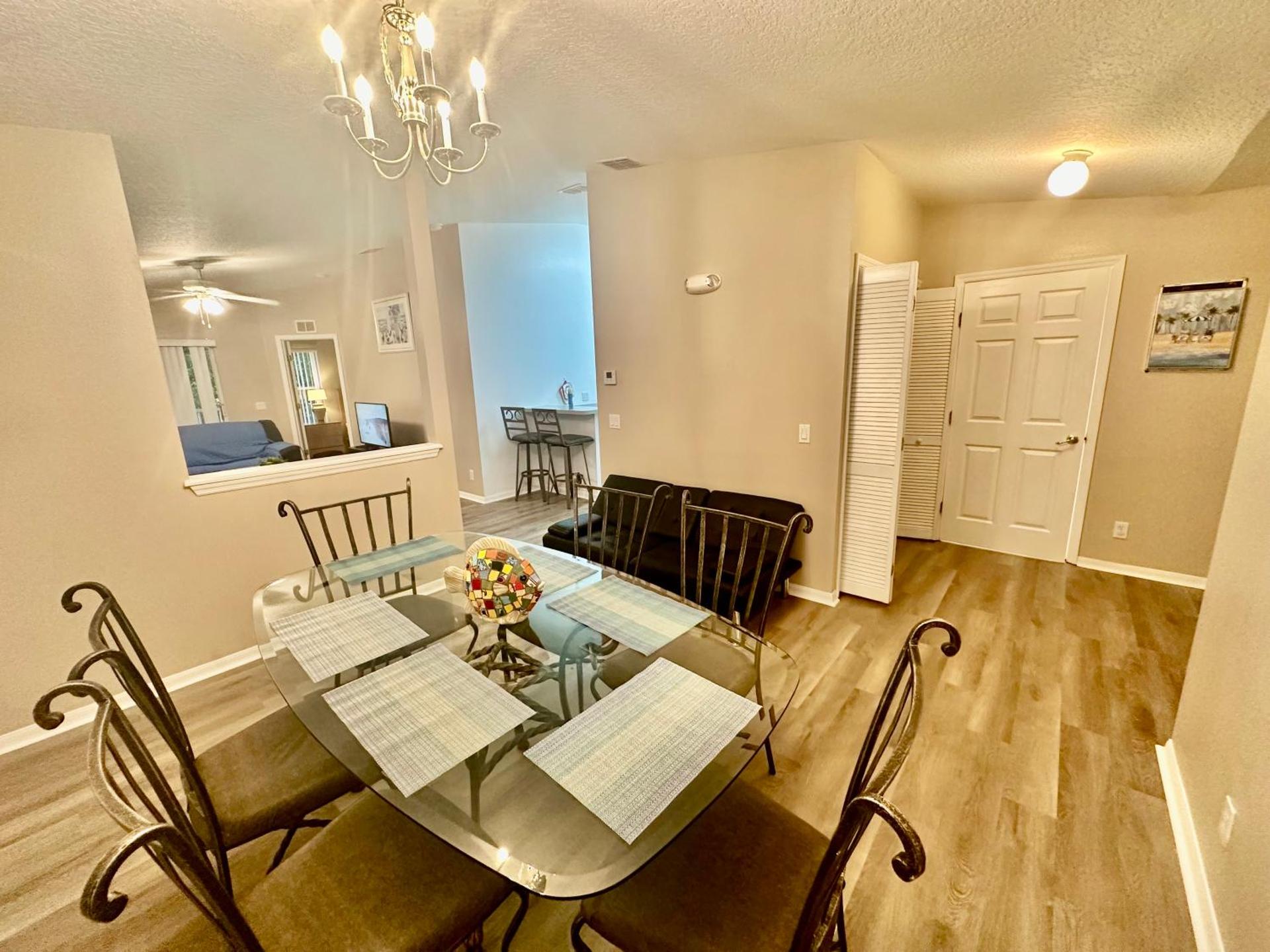 Grand Holiday 3BR Palms Condo near Disney Parks