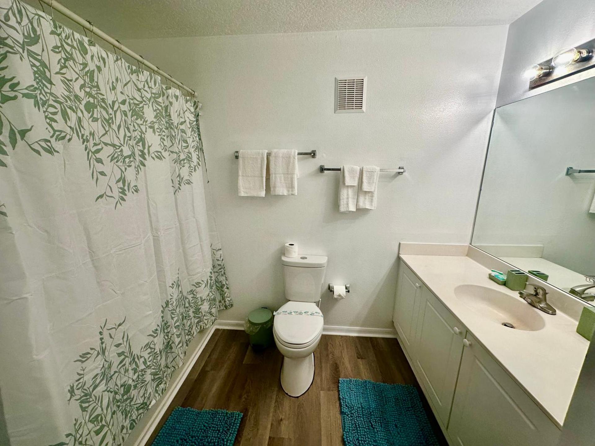 Grand Holiday 3BR Palms Condo near Disney Parks