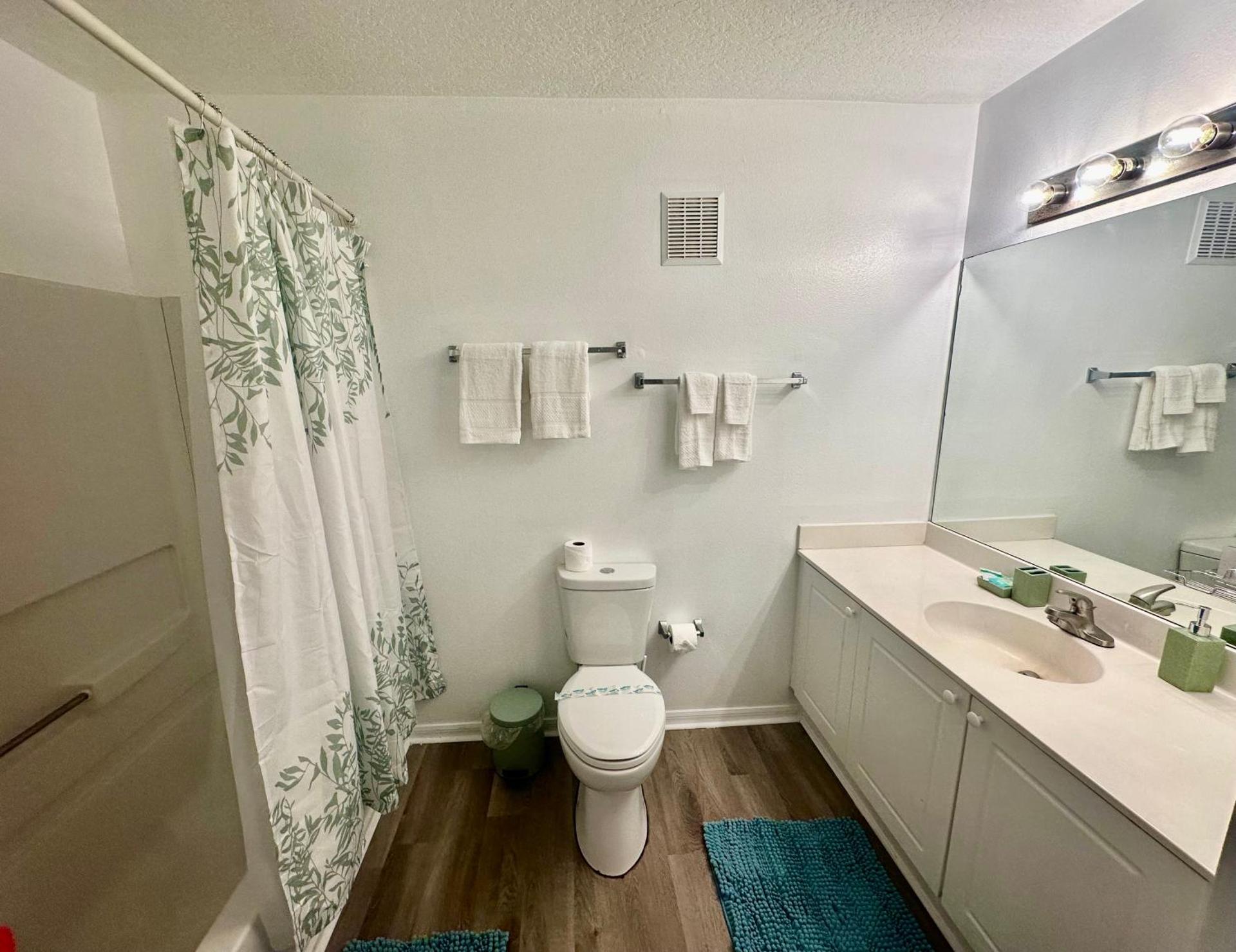 Grand Holiday 3BR Palms Condo near Disney Parks