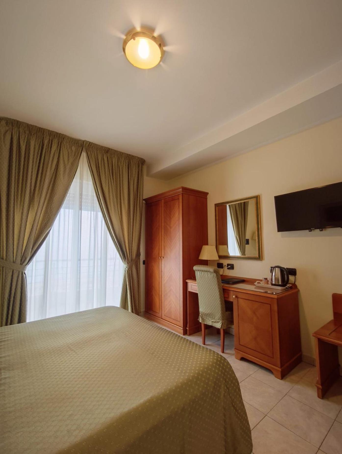 Double Room - Disability Access