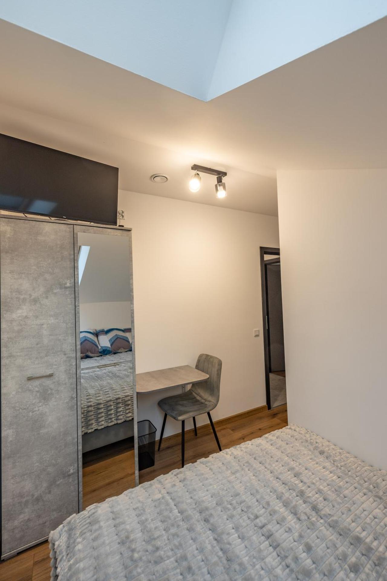 The Country Stop Apartment