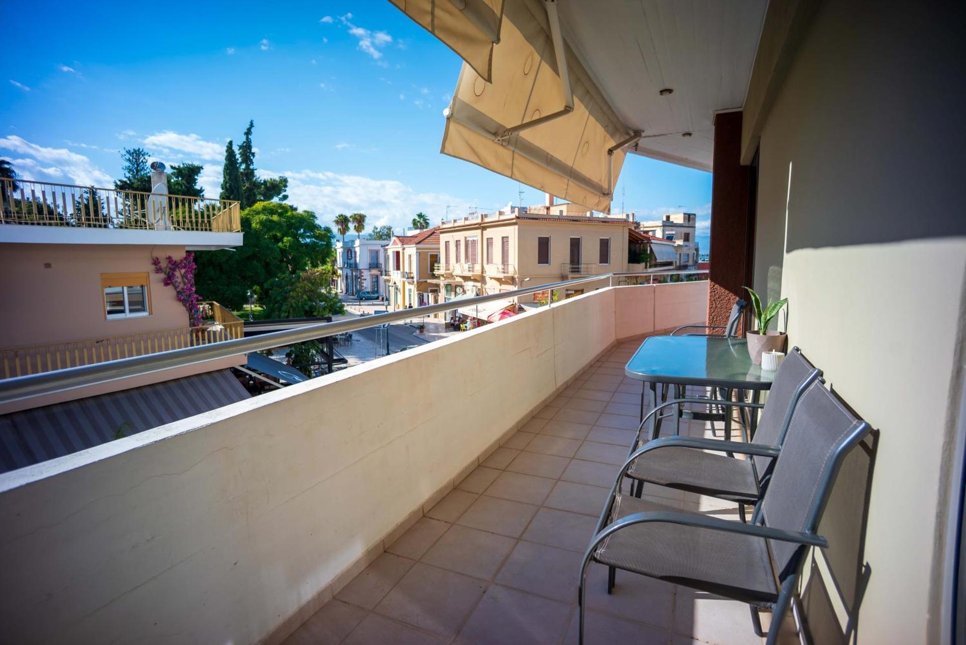 Theasis Luxury Apartment