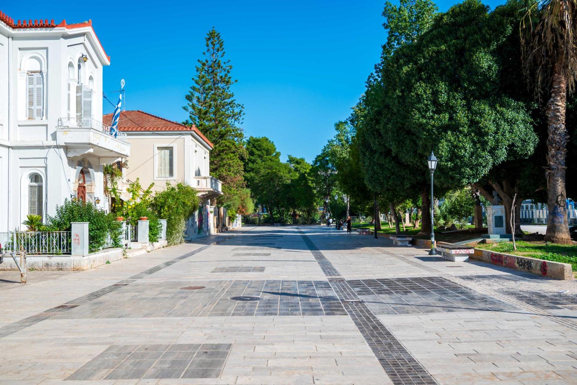 Theasis Luxury Apartment