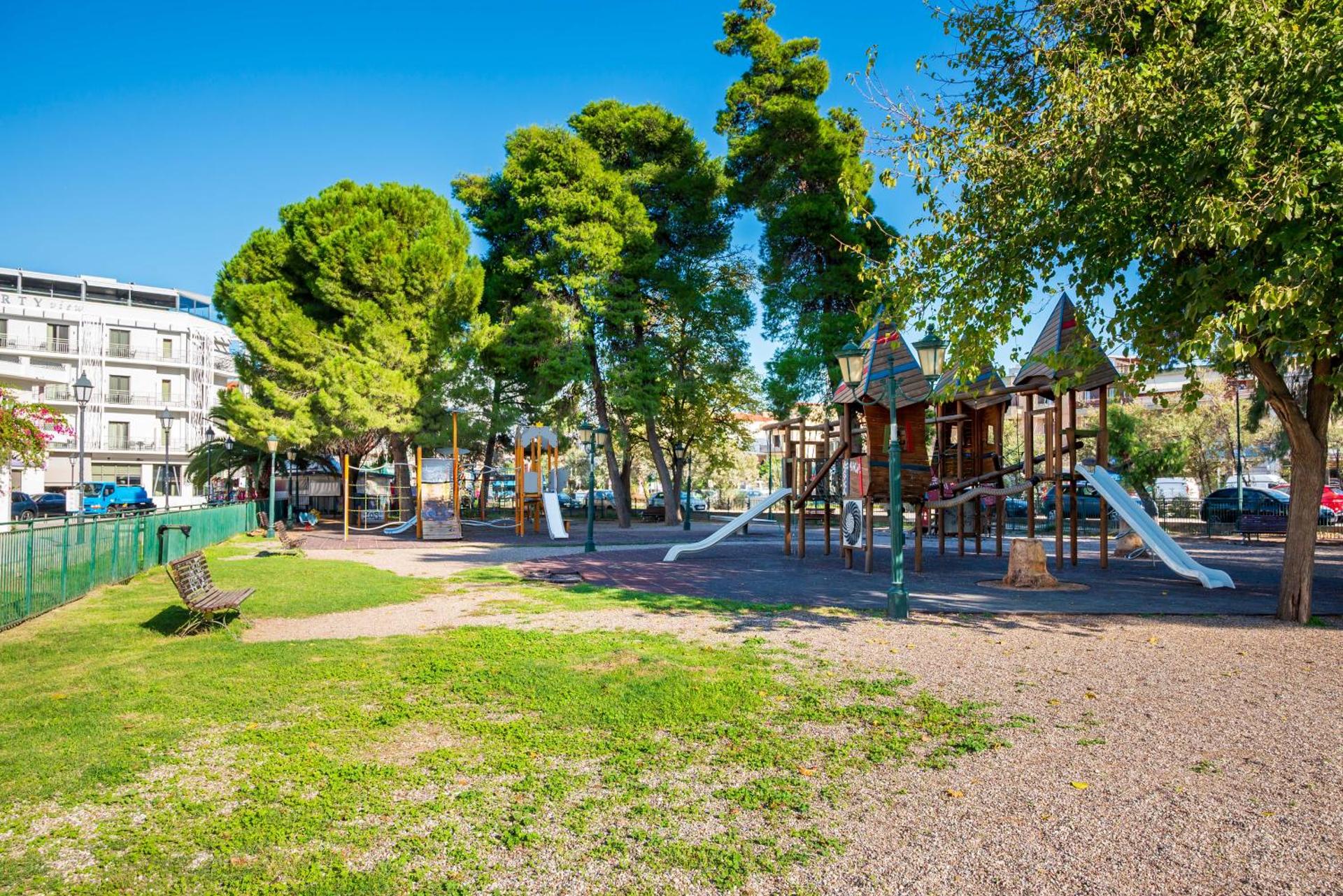 Theasis Luxury Apartment