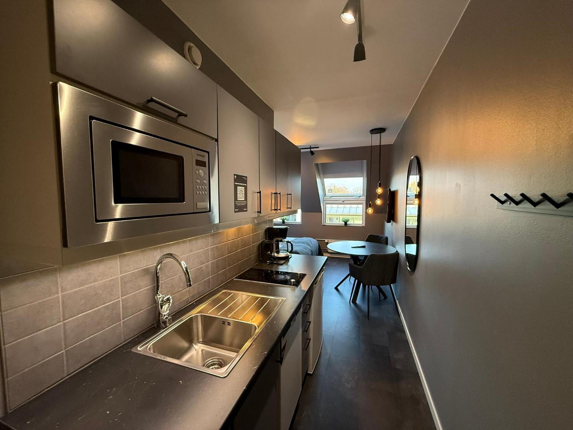 Kitchen or kitchenette