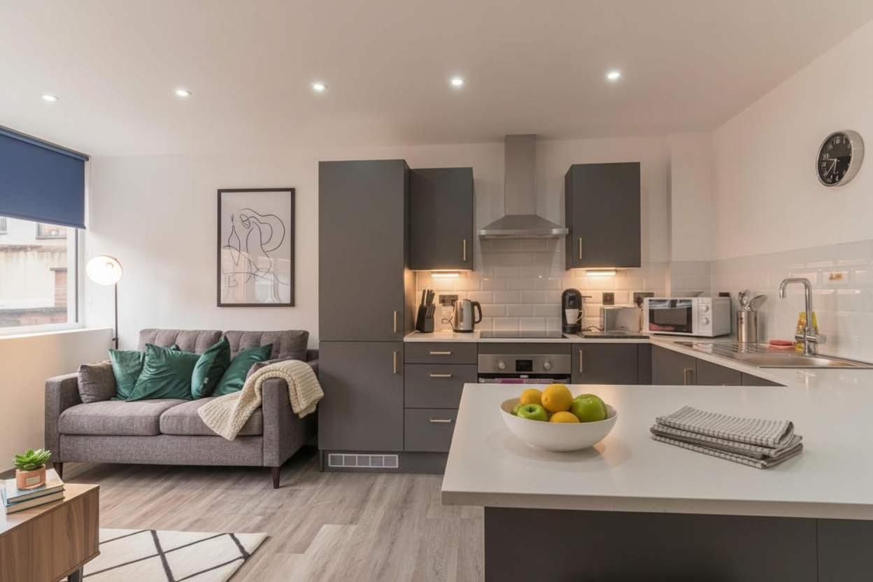 Cosy & Bright 1 Bedroom Preston Apartment