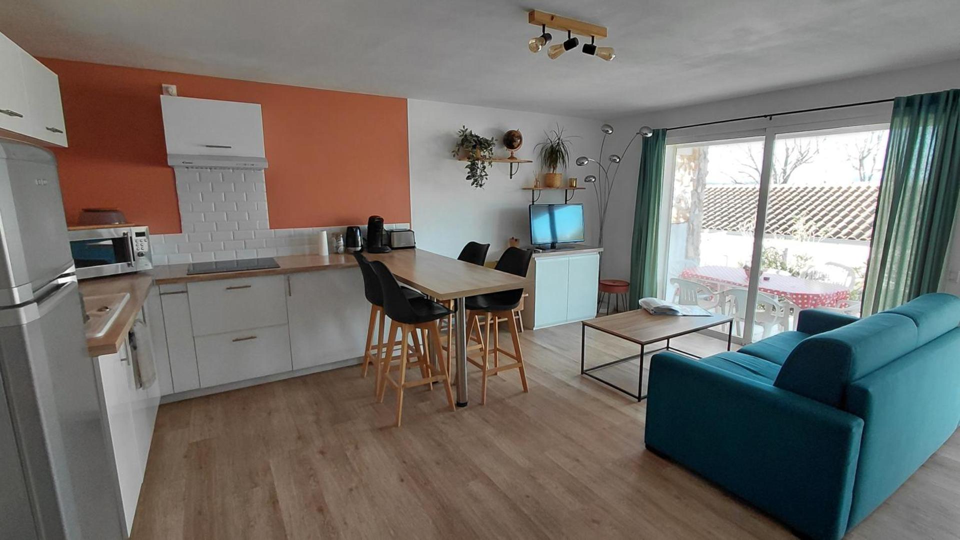 Néo Cévenols Hostel