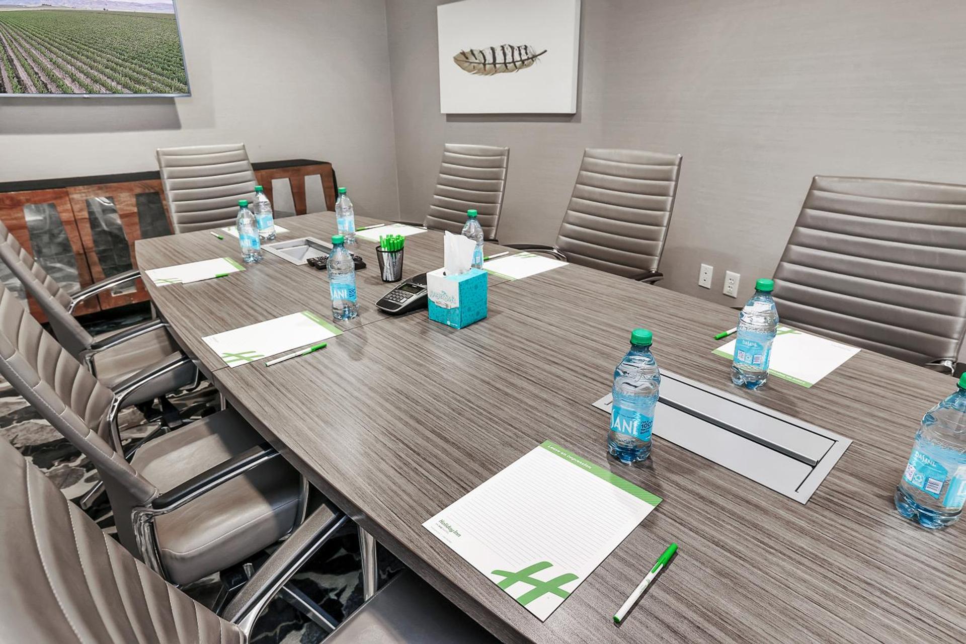 Meeting/conference room