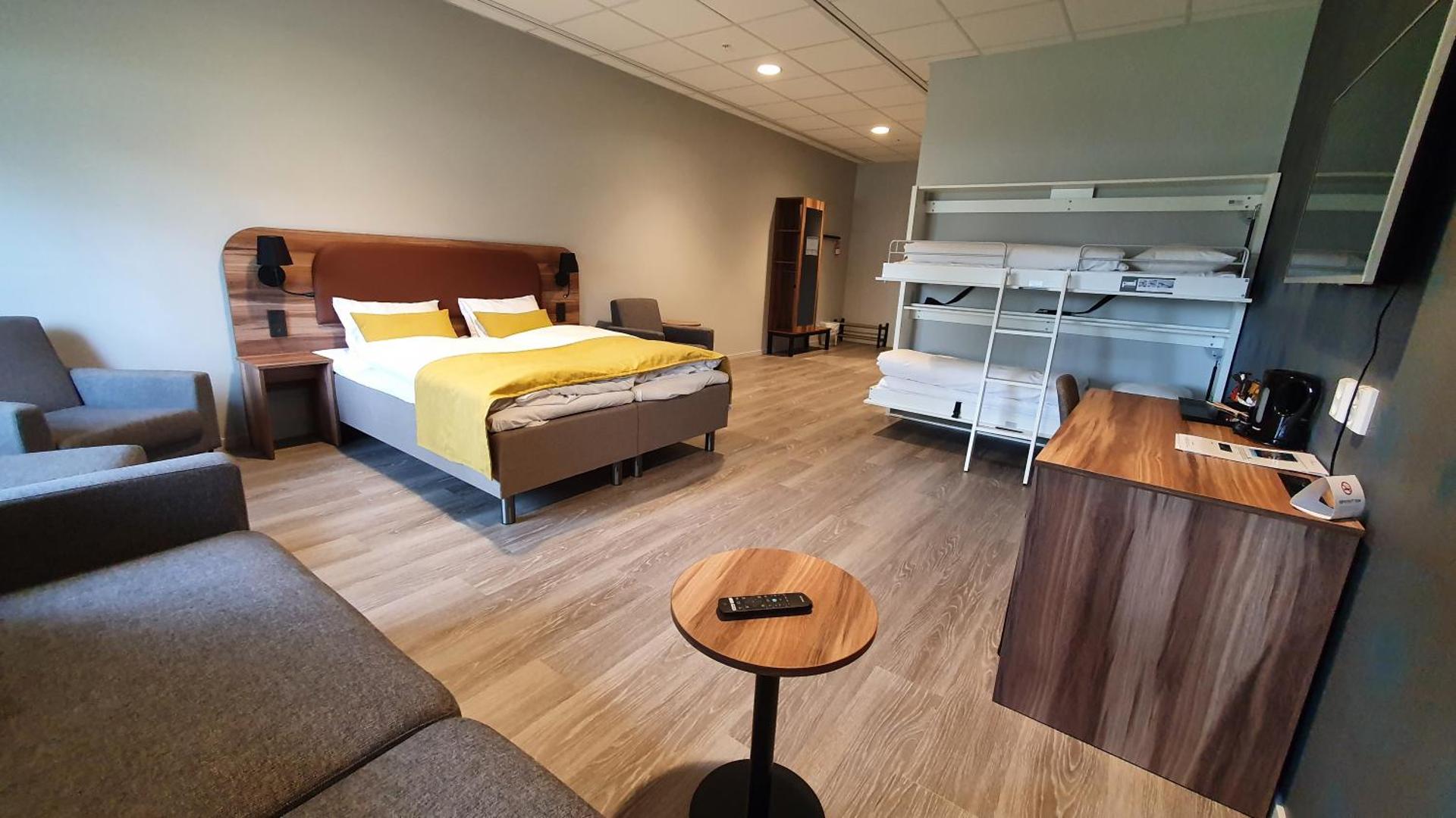 Photo of the whole room