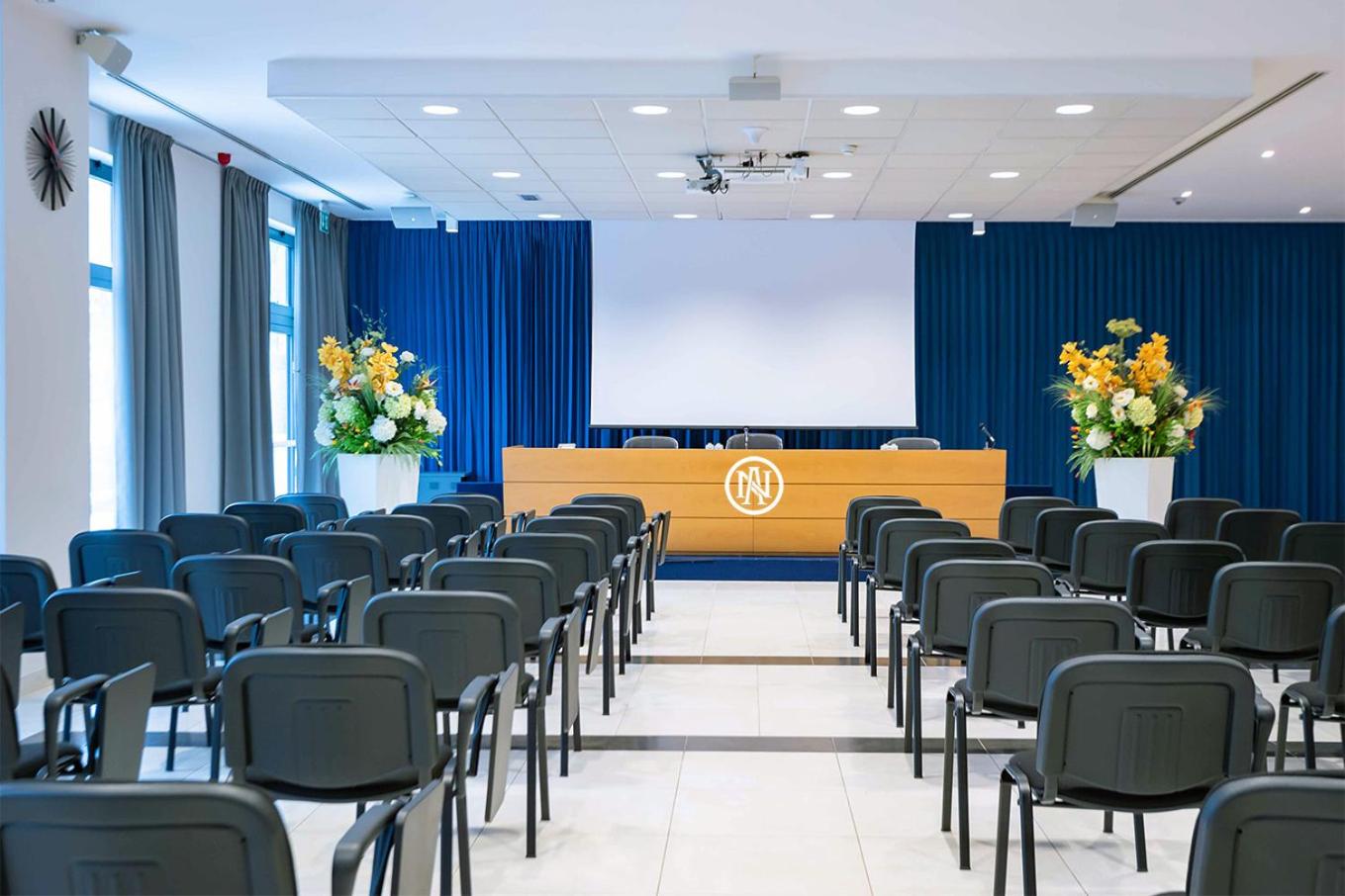 Meeting/conference room