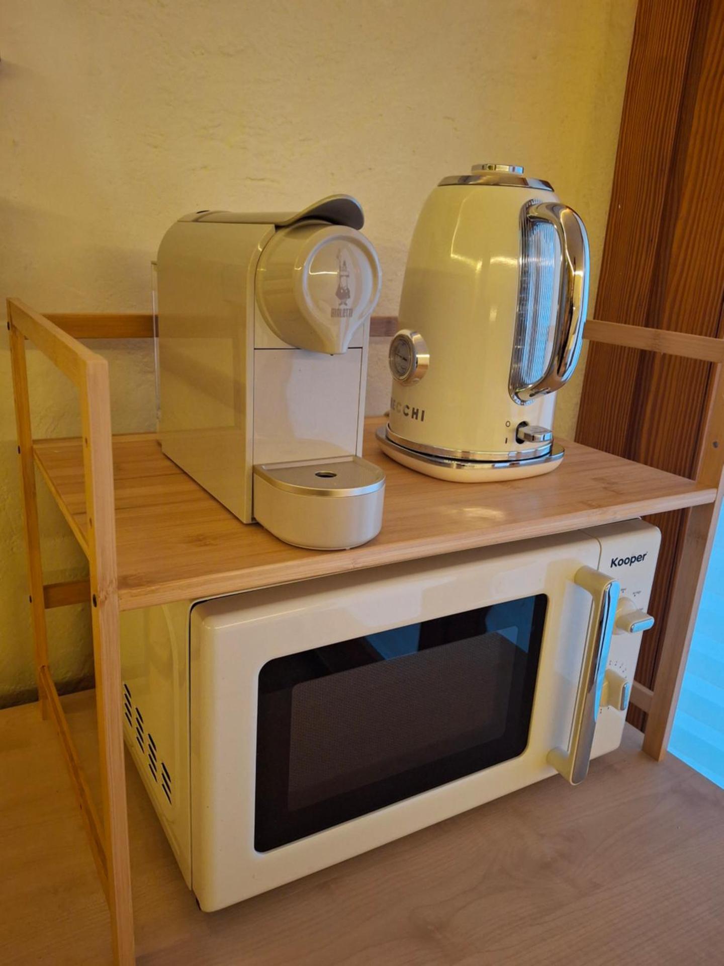 Coffee/tea facilities