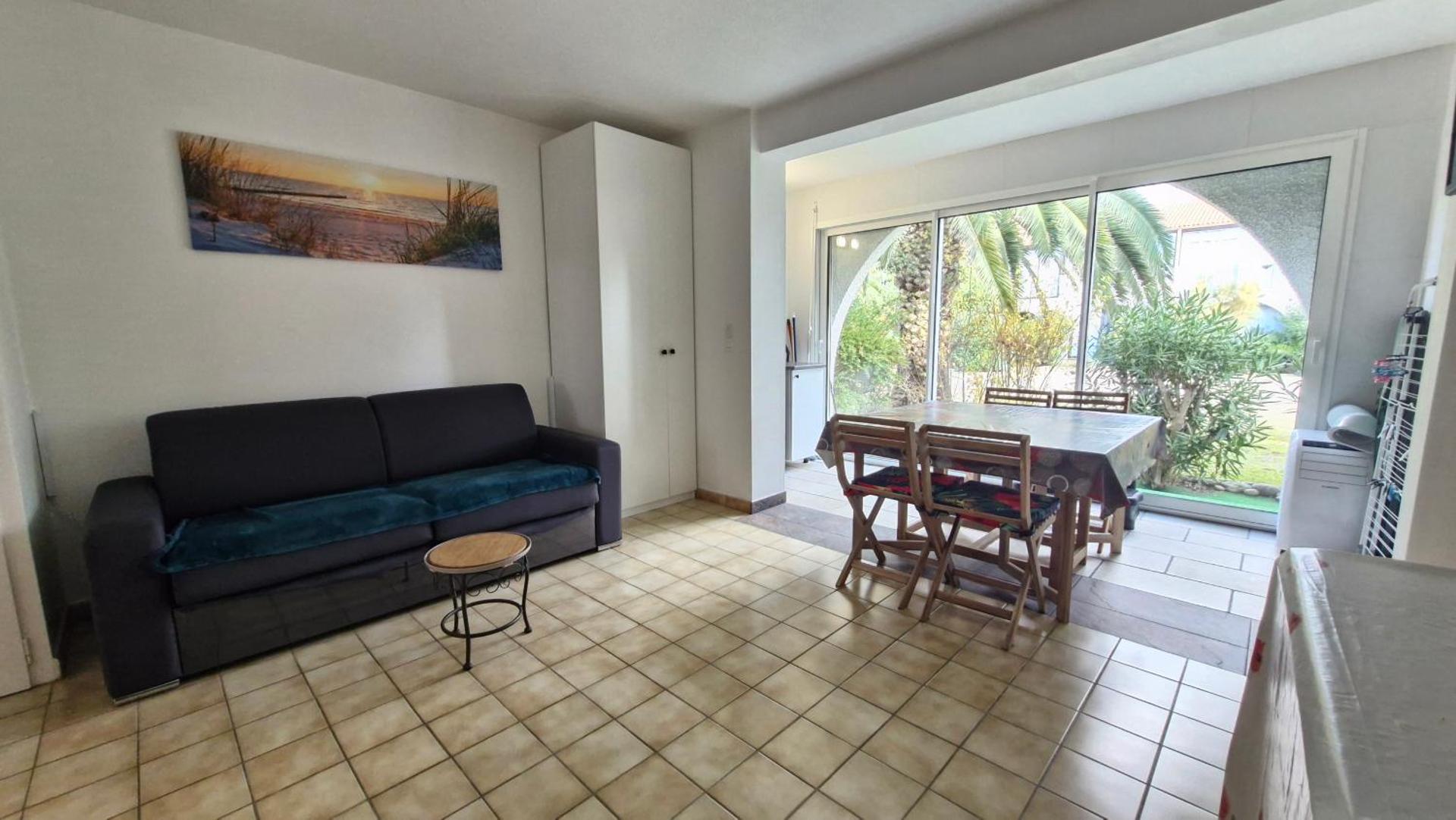 L HACIENDA - appartement 4 à 5 personnes proche plage et port - Parking