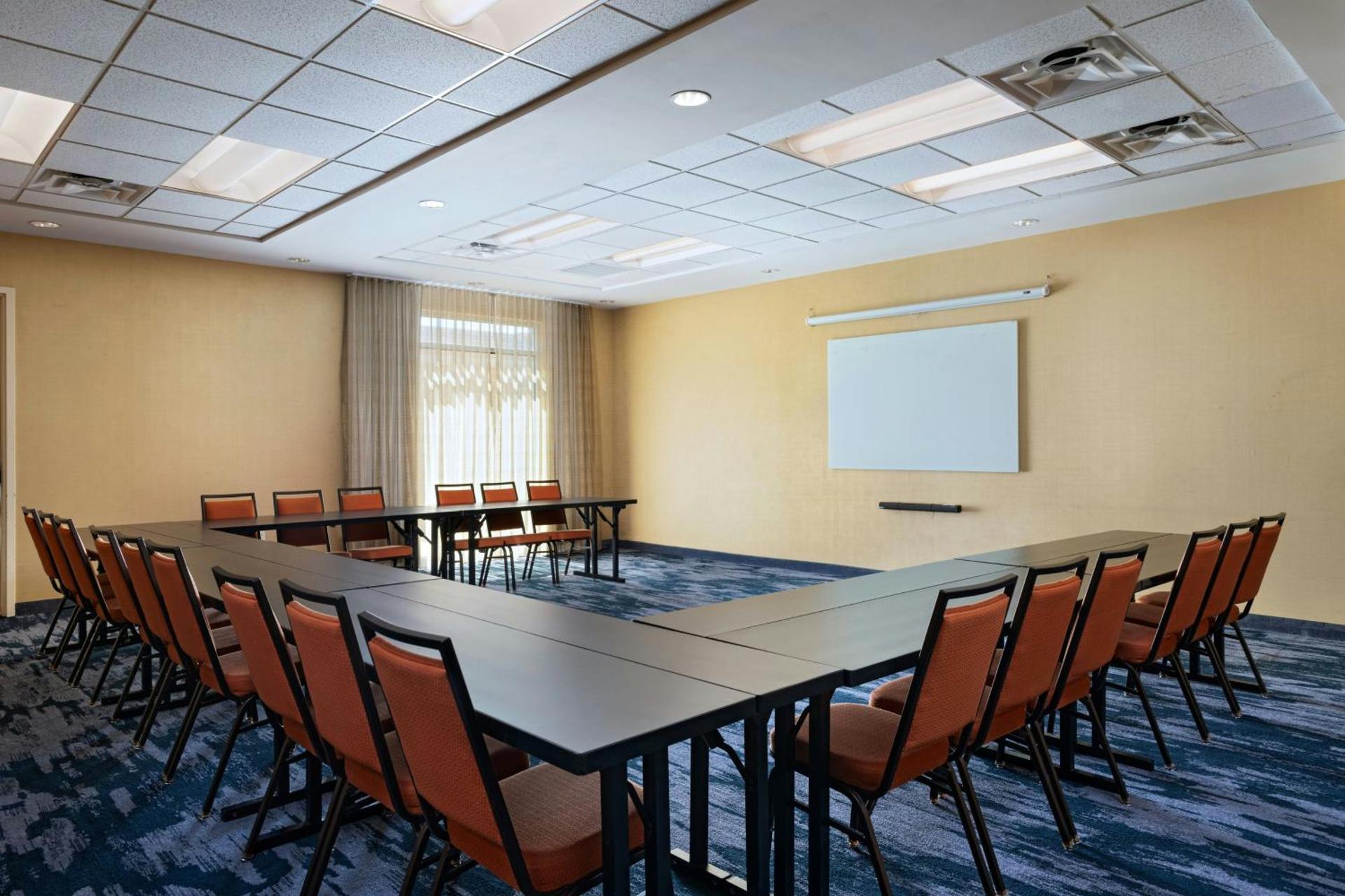 Meeting/conference room