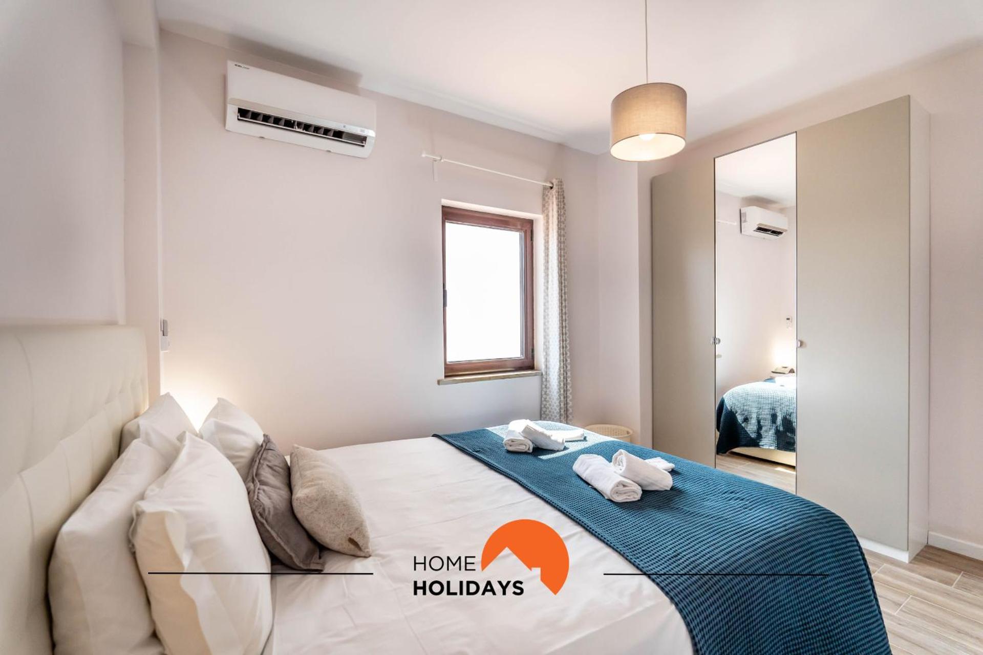 #164 Saradel 42 by Home Holidays