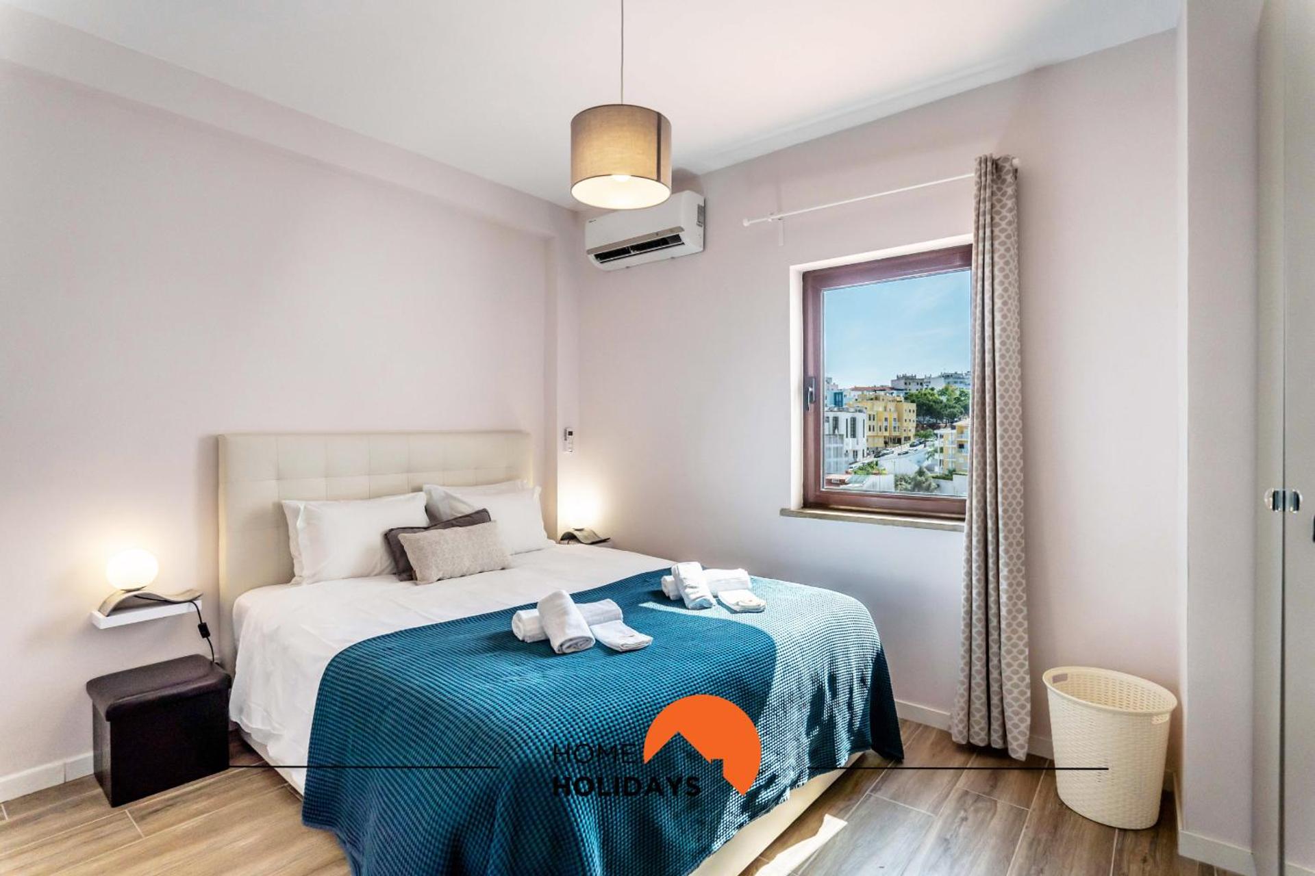 #164 Saradel 42 by Home Holidays