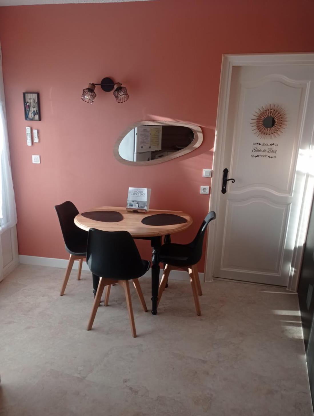 Charmant Studio pour escapade à deux, Sainte- Maxime Le Mas Synae