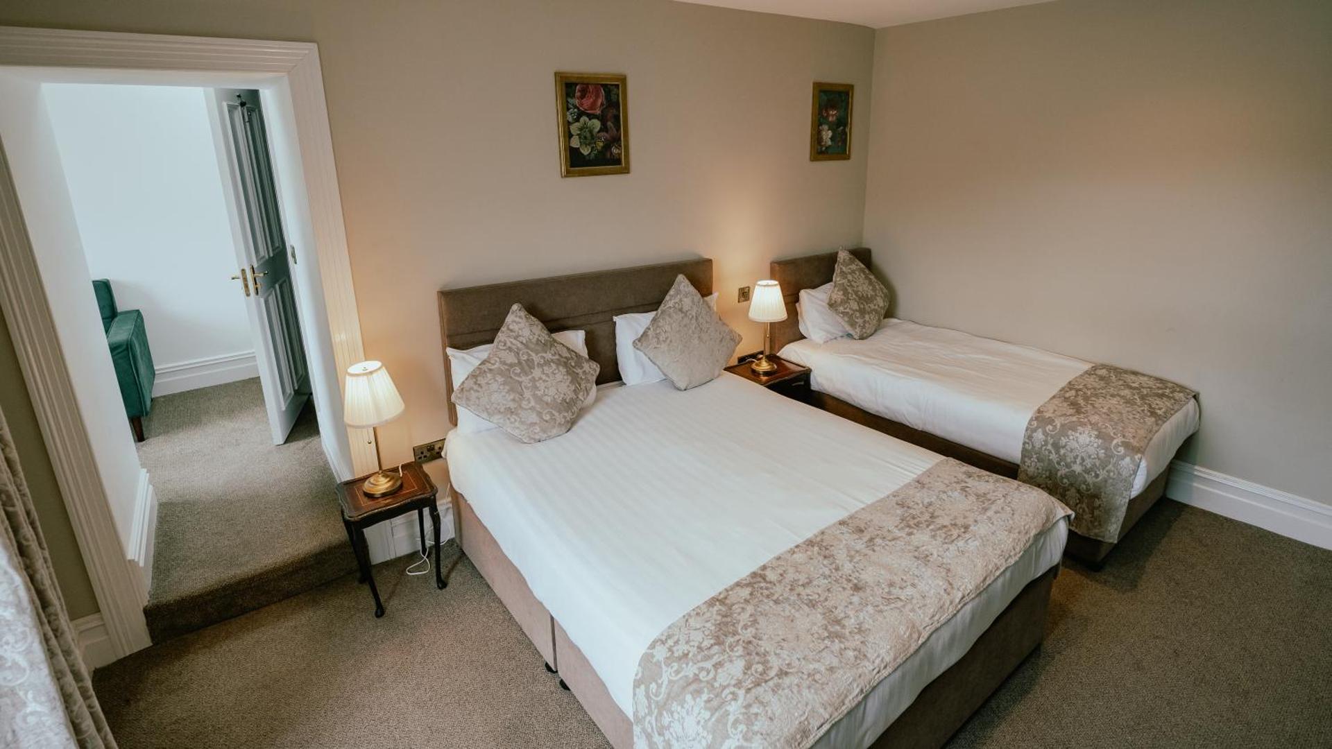 Photo of the whole room