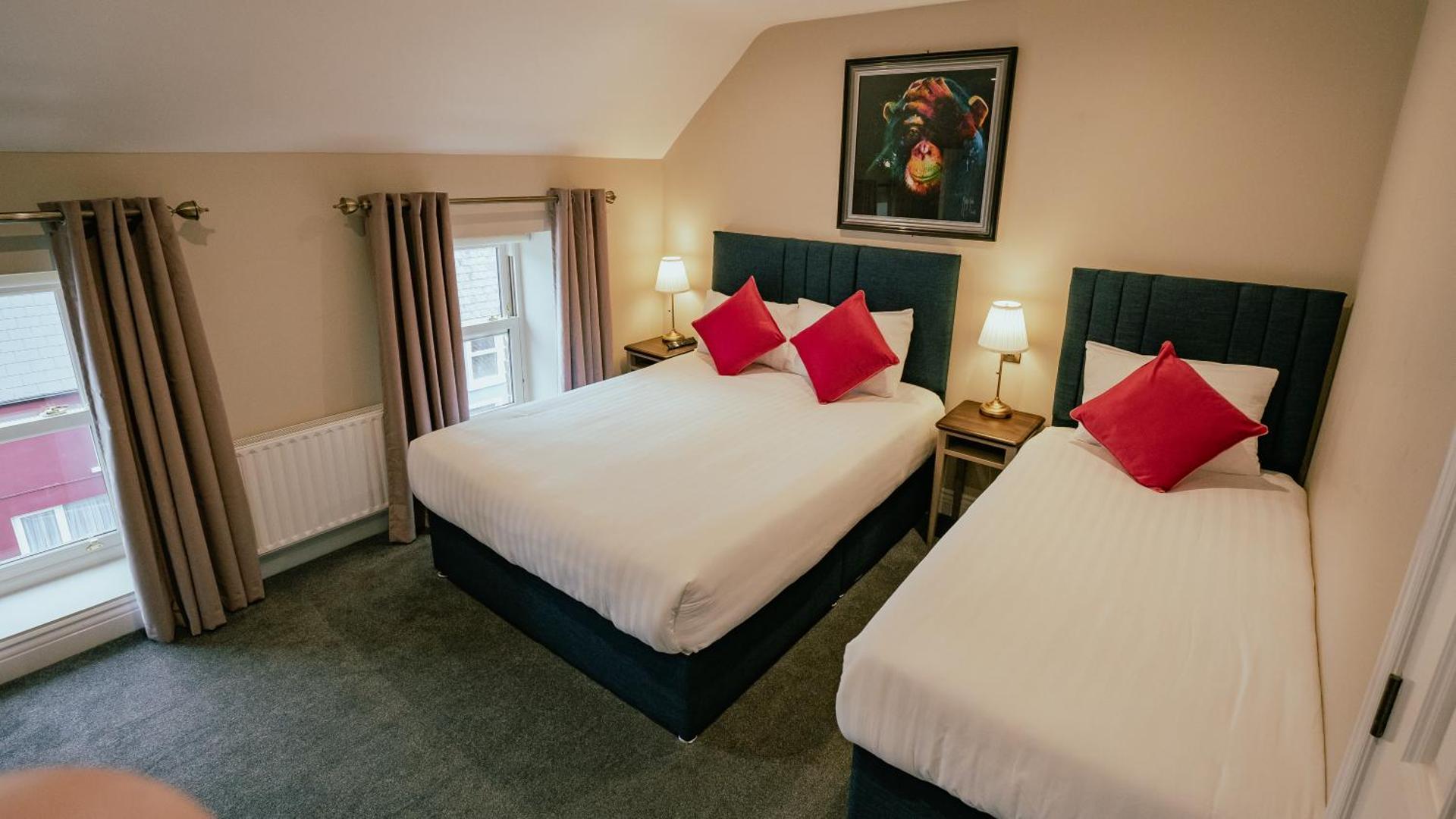 Photo of the whole room