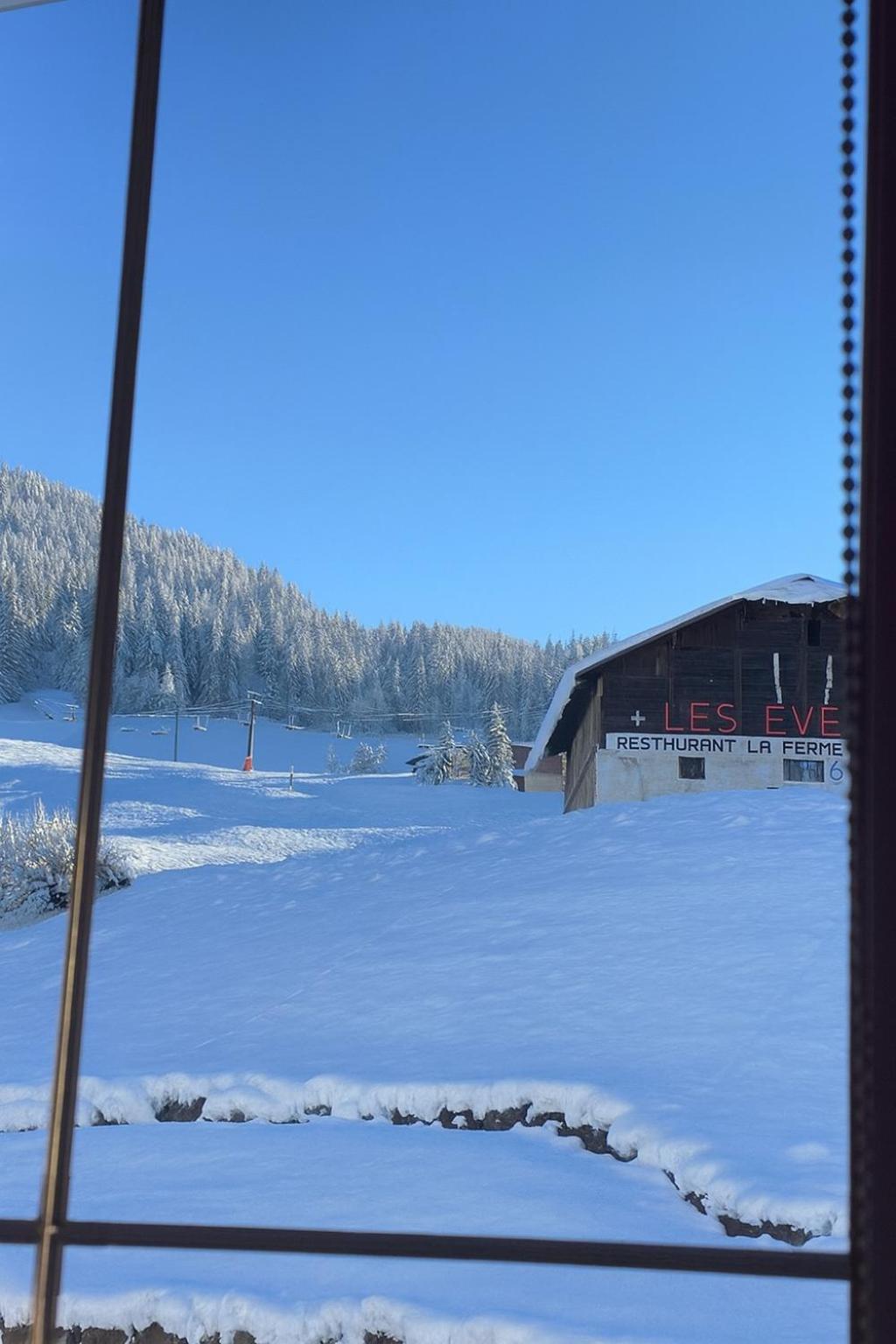 Appartement rénové au pied des pistes avec piscine, sauna, linge inclus et animaux acceptés