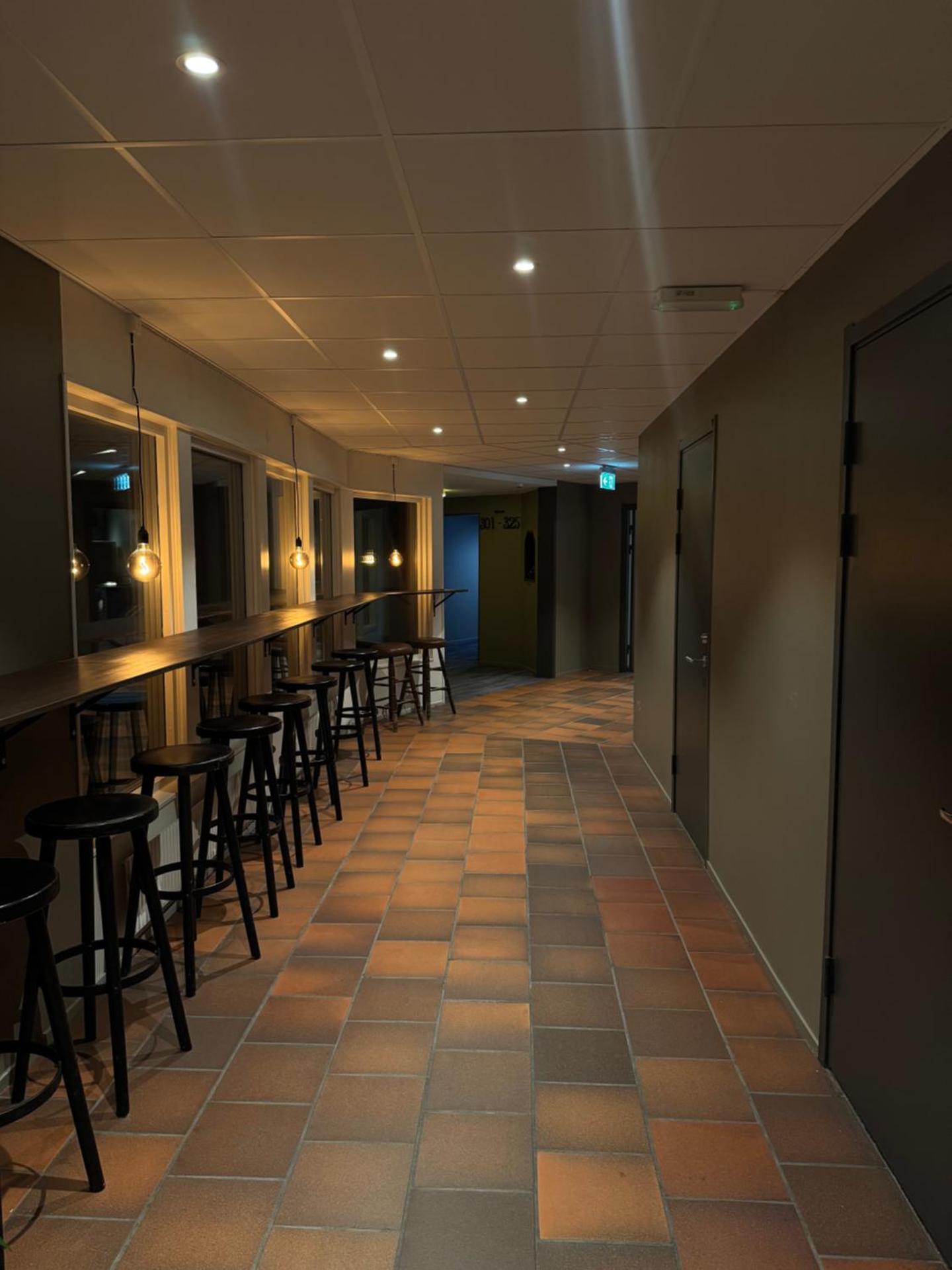 Communal lounge/ TV room