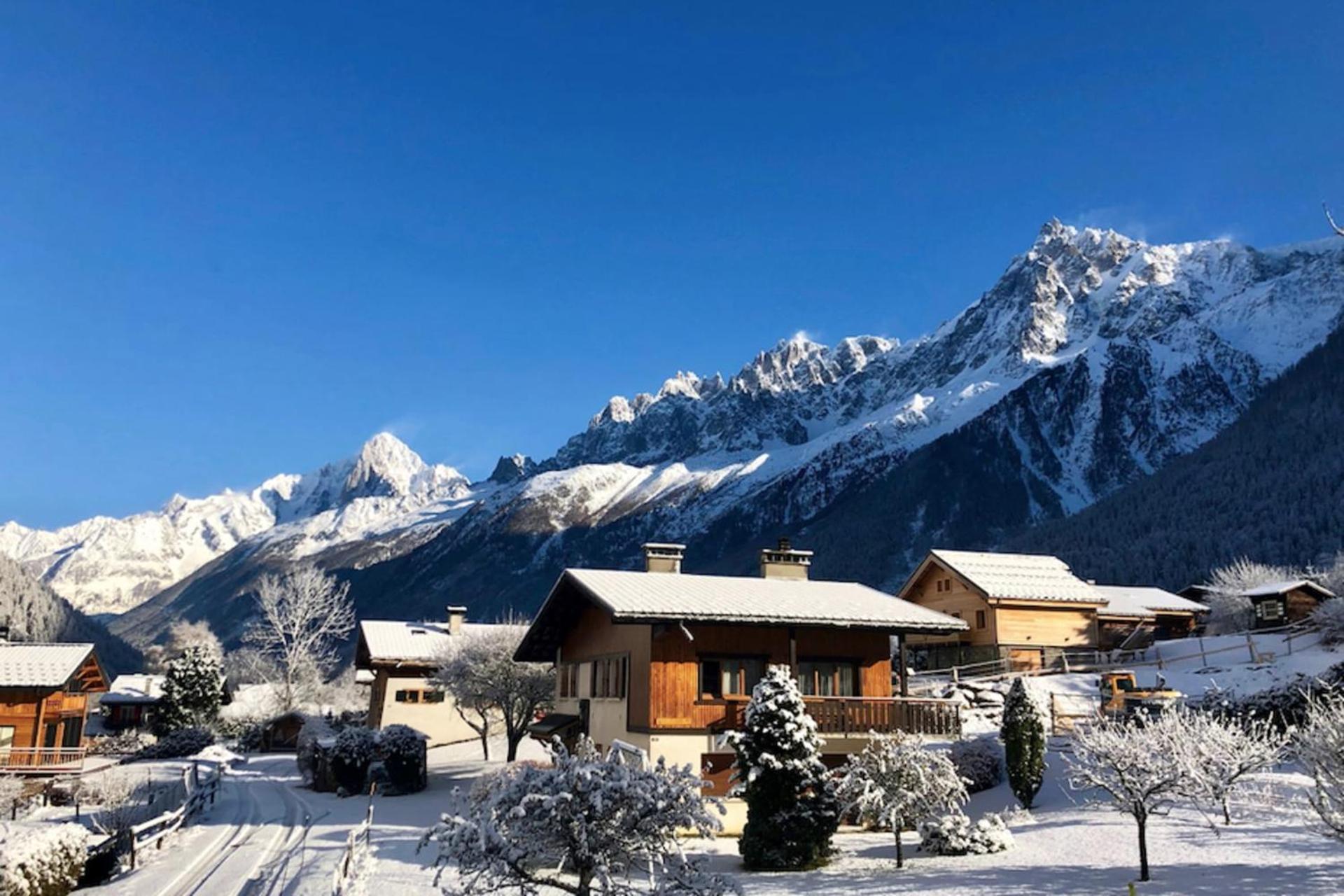 Charming Chalet With Garden In Les Houches