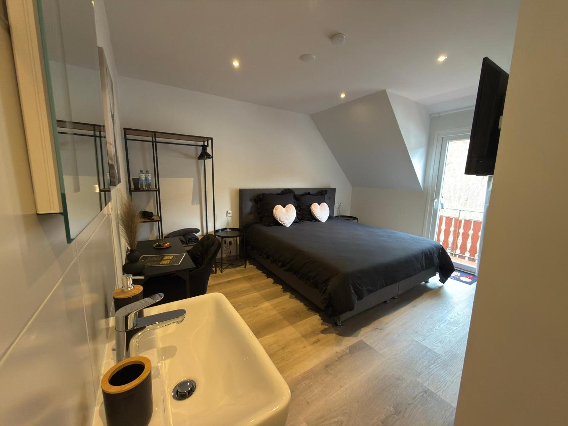 Double Room with Balcony