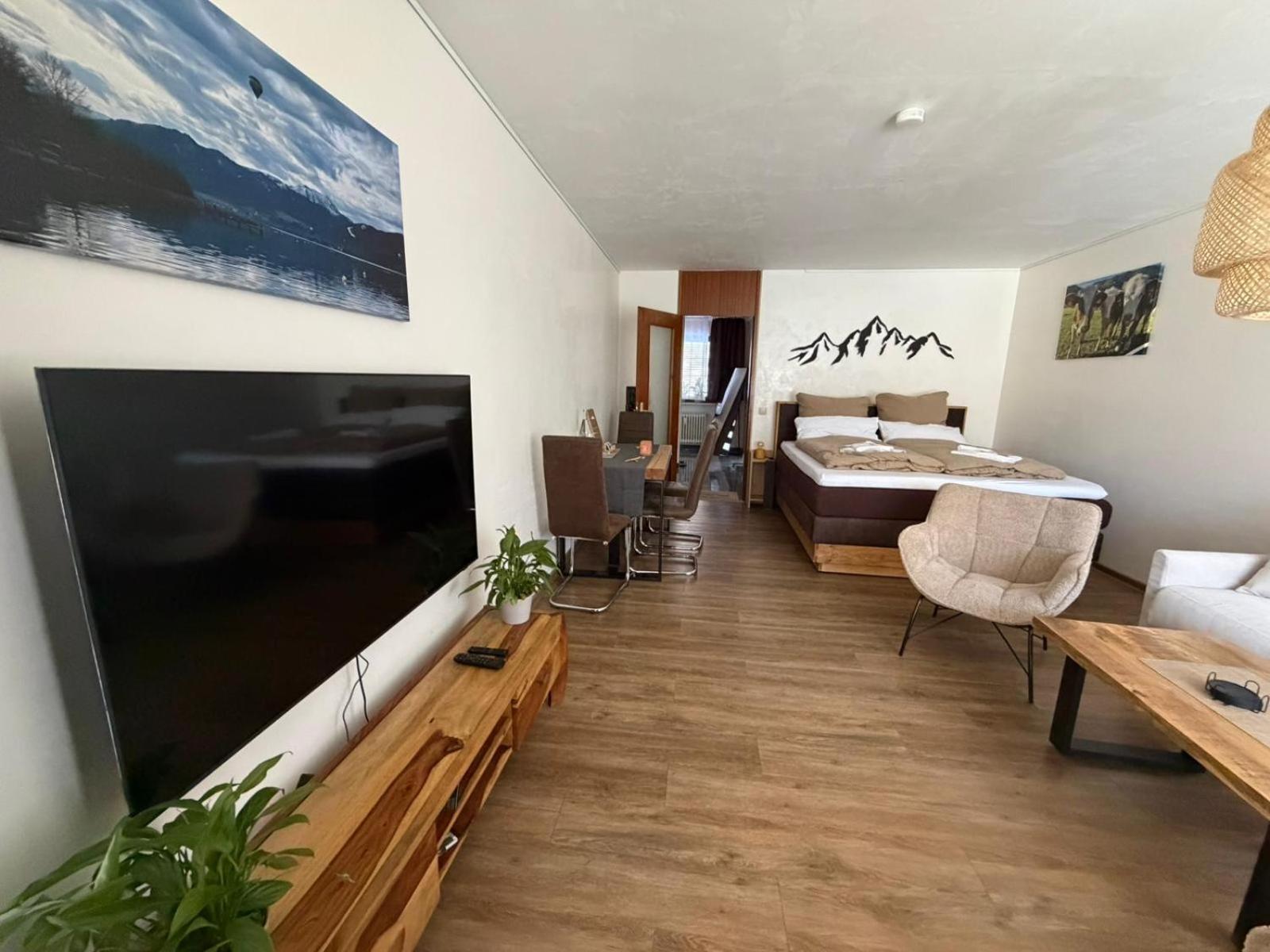 Modern eingerichtete Ferienwohnung Traumtagerl ruhig, zentral, ideal für Familien & Paare