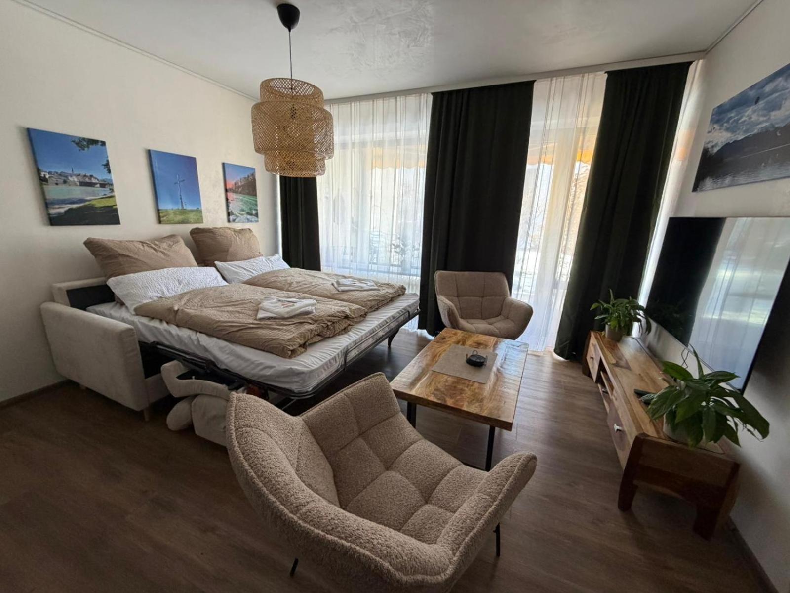 Modern eingerichtete Ferienwohnung Traumtagerl ruhig, zentral, ideal für Familien & Paare