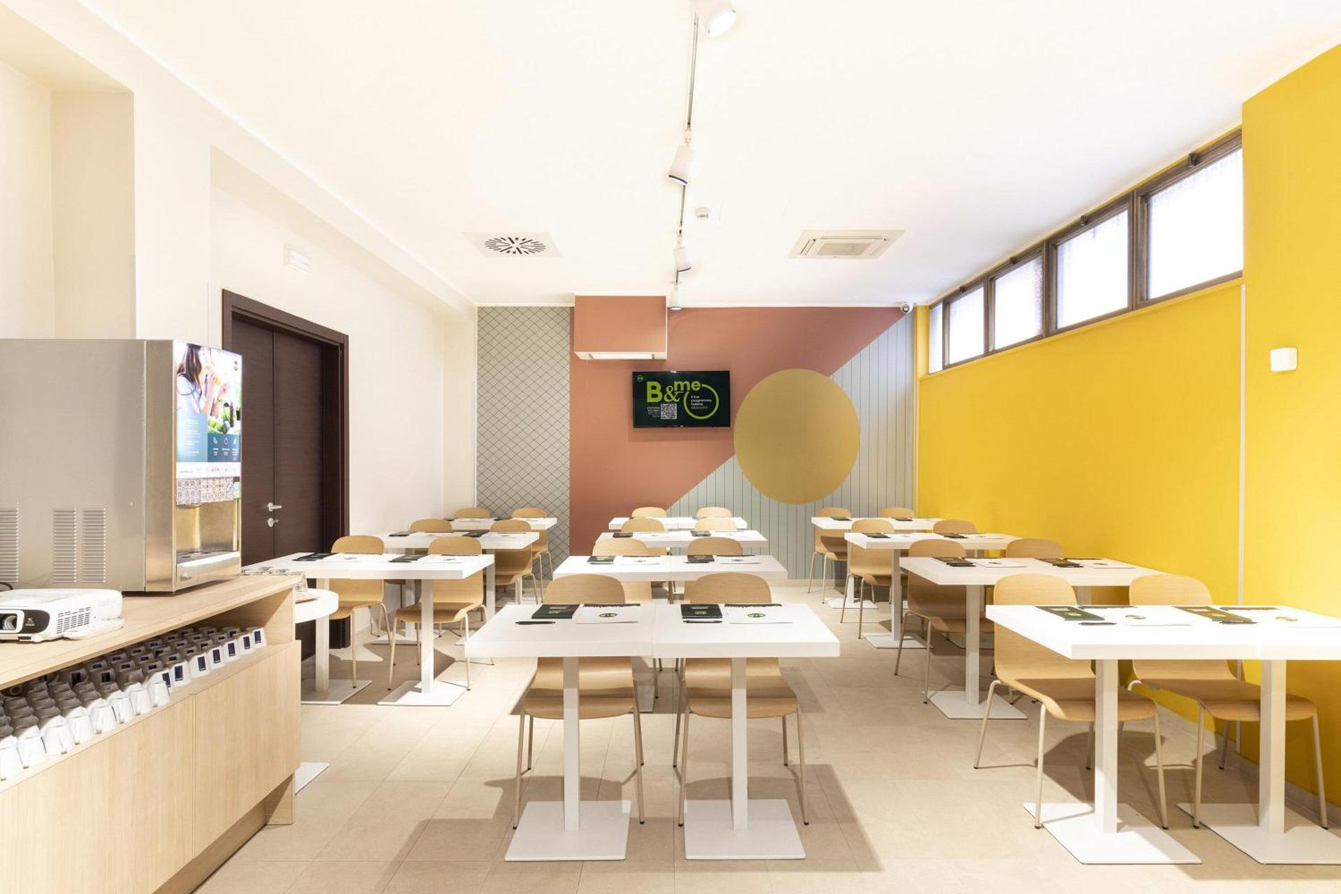 Meeting/conference room