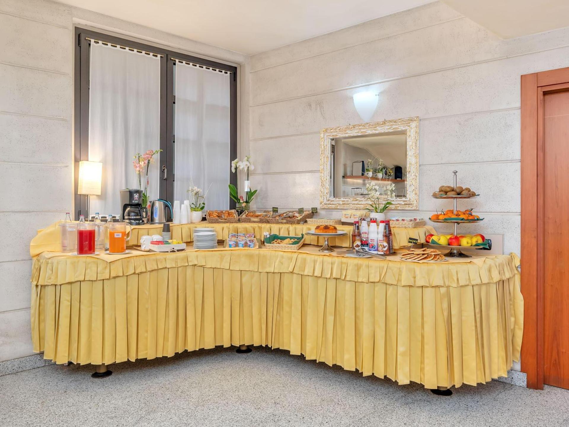 Meeting/conference room