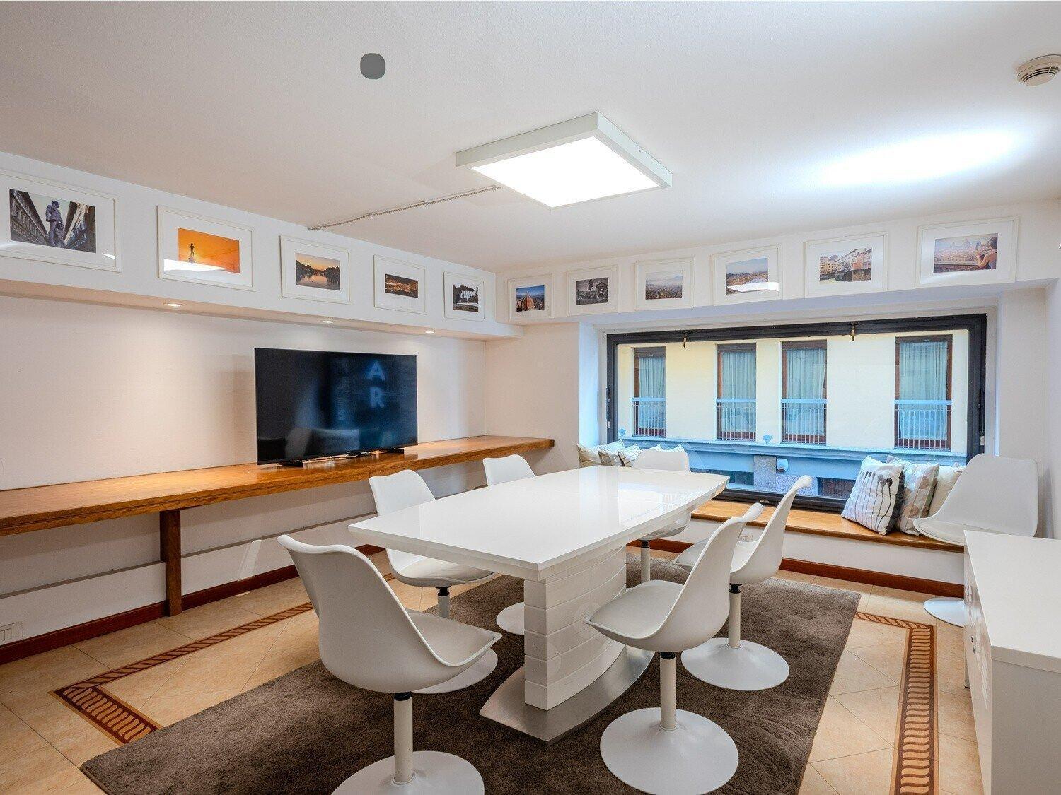 Meeting/conference room