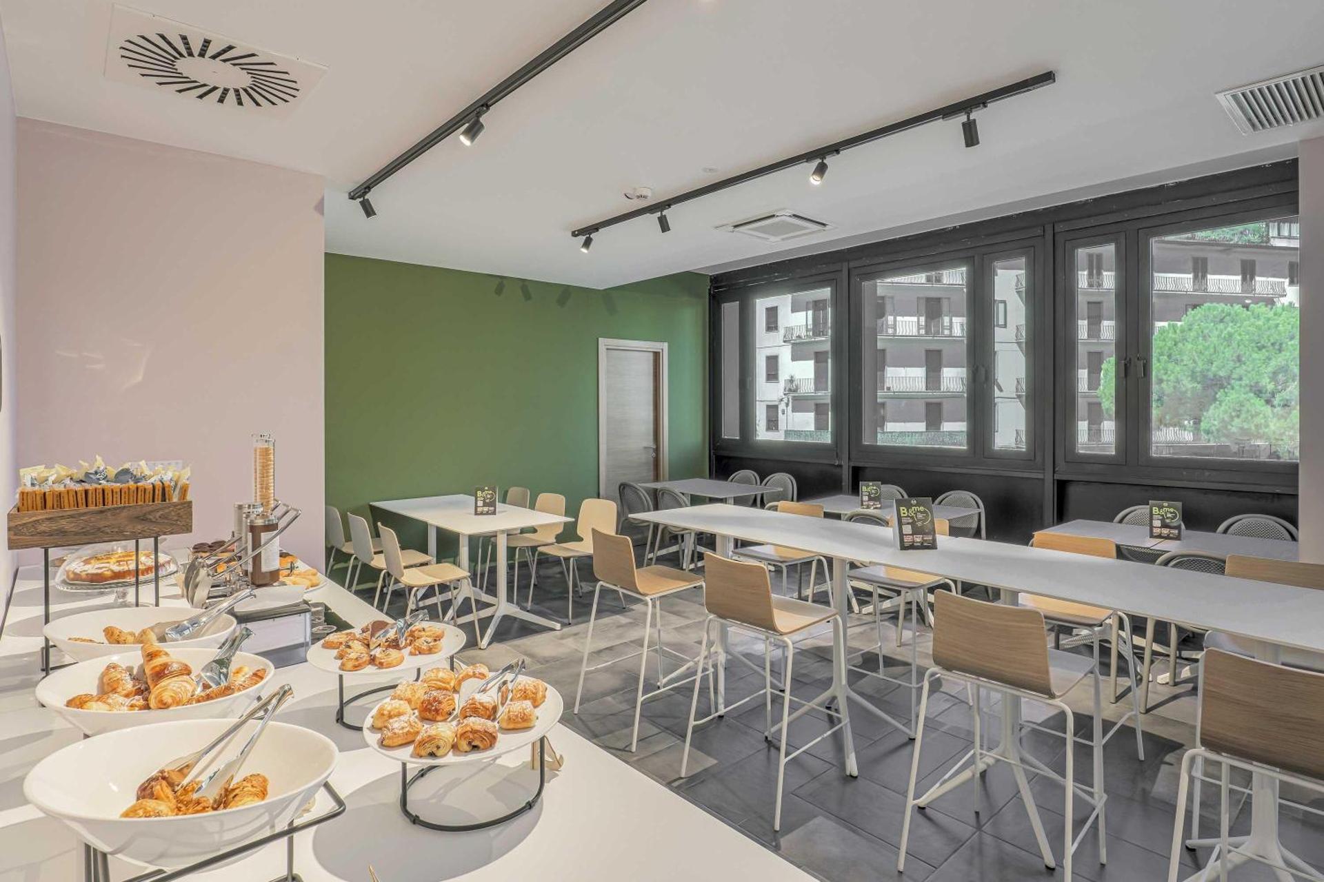 Meeting/conference room