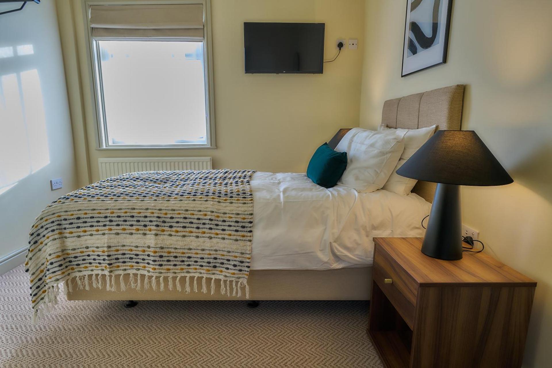 Einzelzimmer mit eigenem Bad