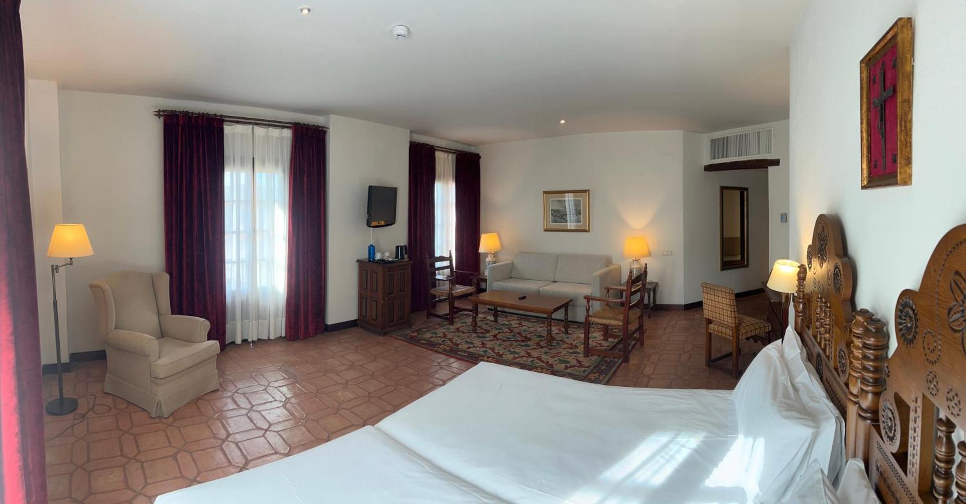 Photo of the whole room