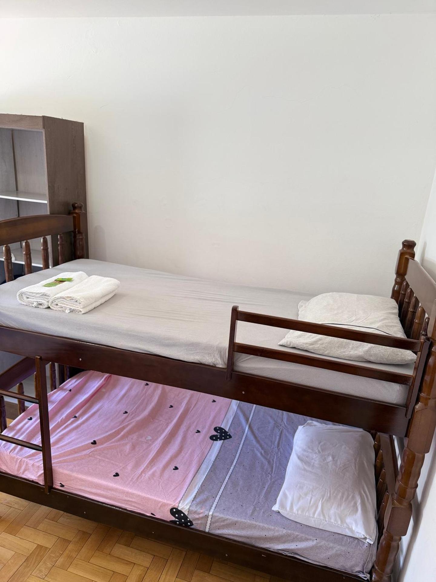 301- Apartamento 2 quartos próximo UFN, com garagem