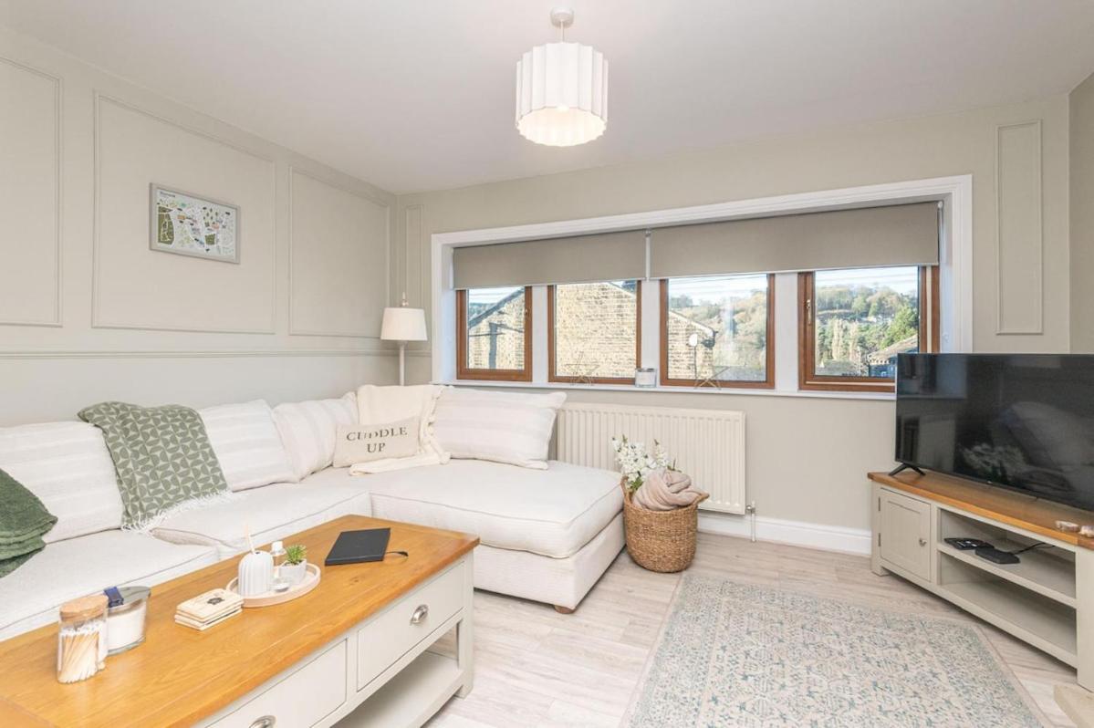 3 bedroom town house in the heart of Haworth