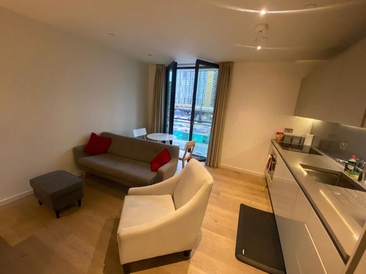 Entire Studio Apartment in Central London SE1