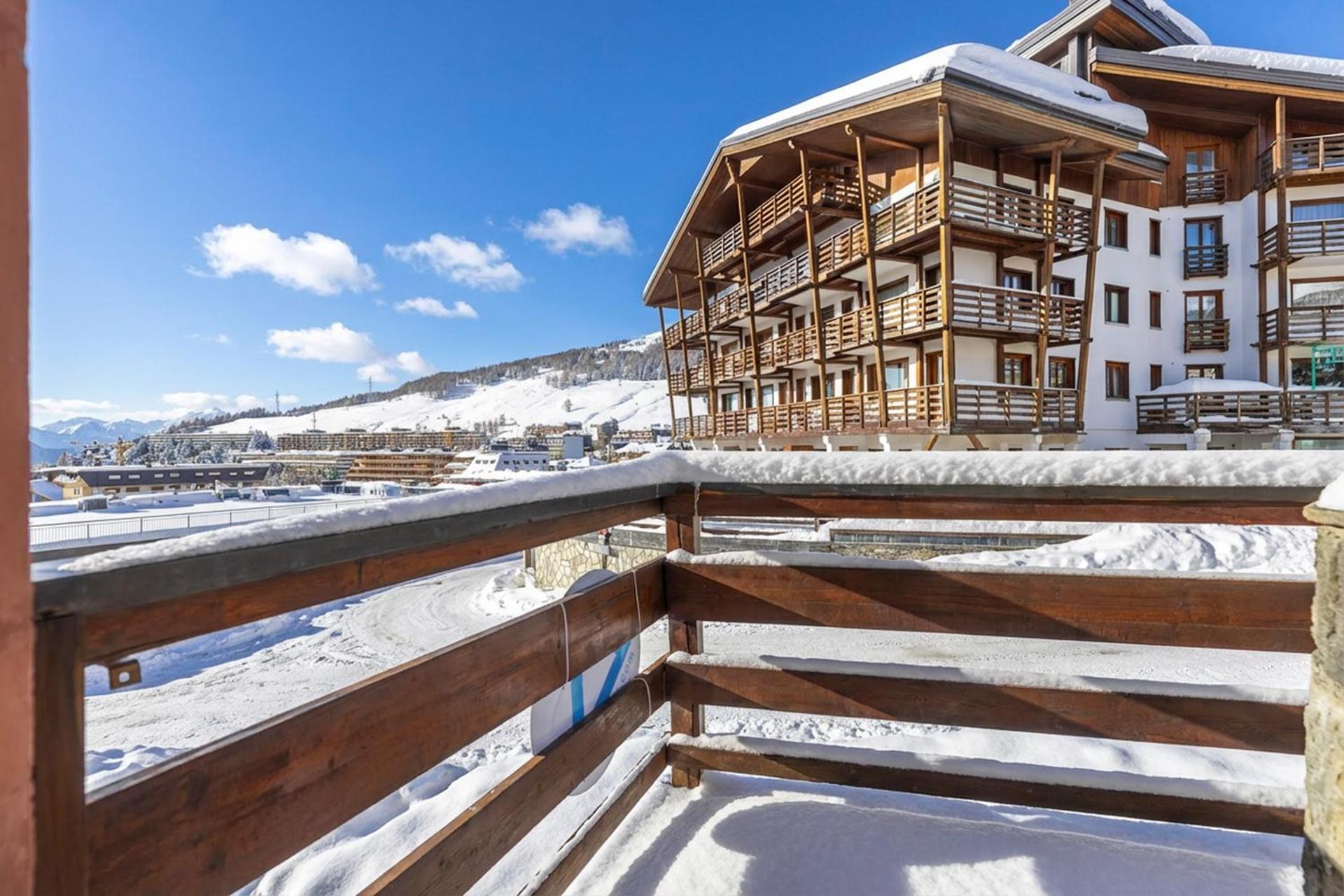 Hostdomus - Helsinki Suite