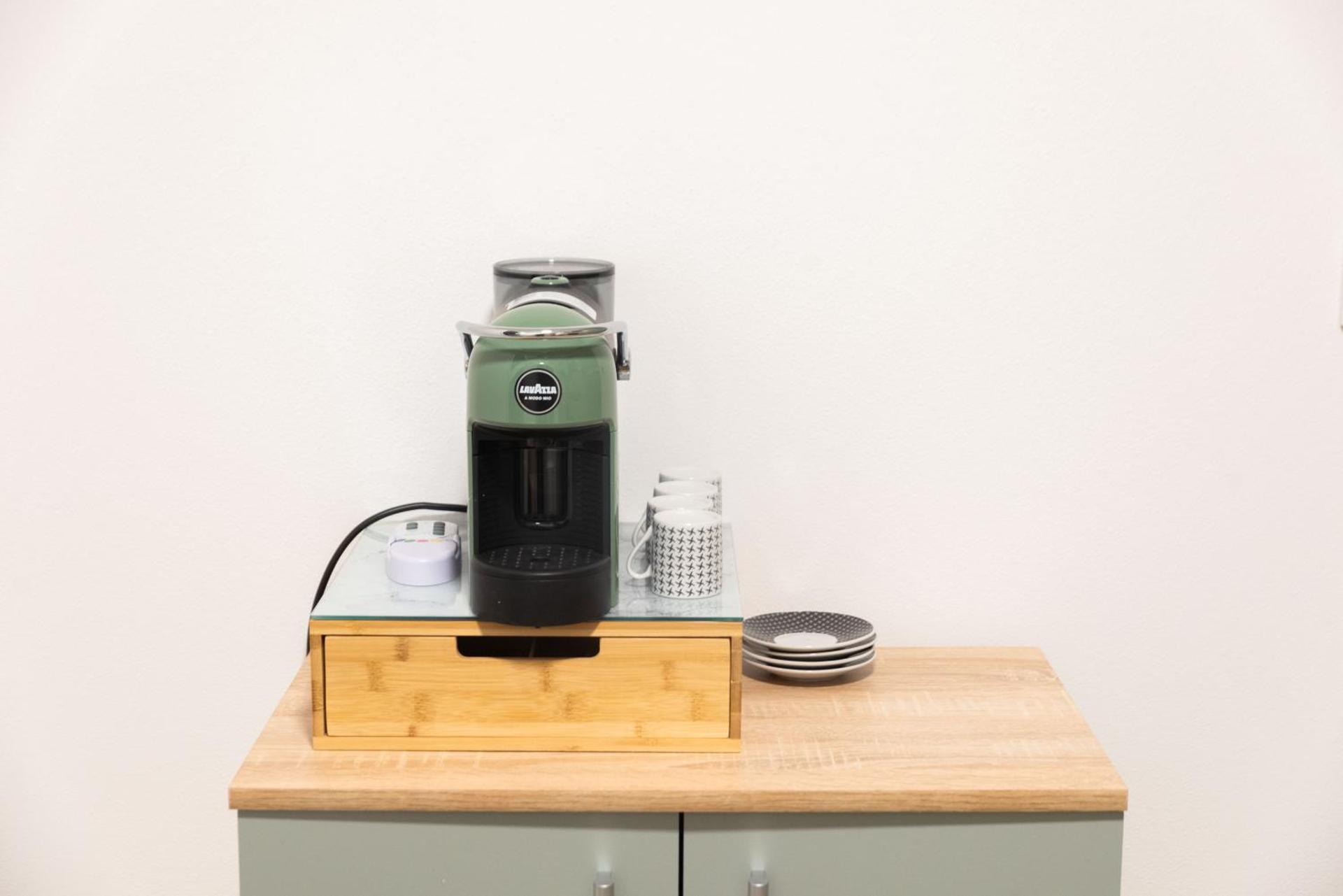 Coffee/tea facilities