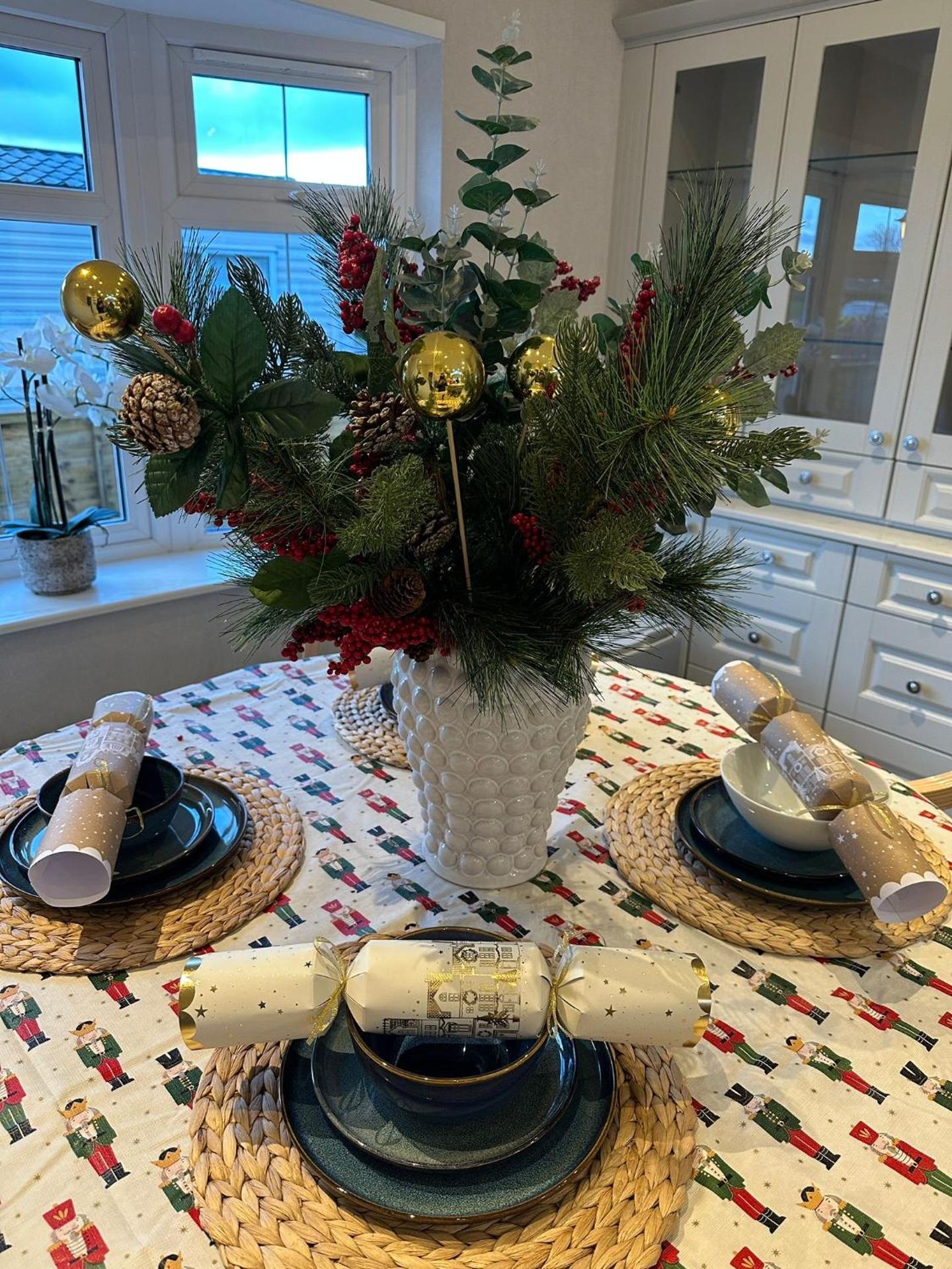 Luxury Lodge Escapes Unwind With Hot Tub