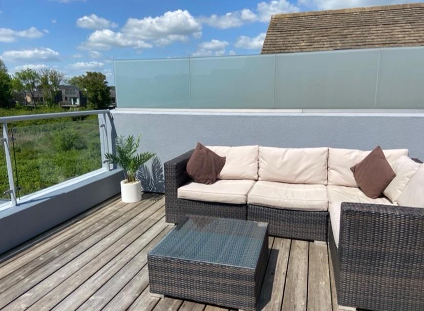 Reed Warbler - HM111 - Lower Mill Estate Penthouse Apartment with Spa Access