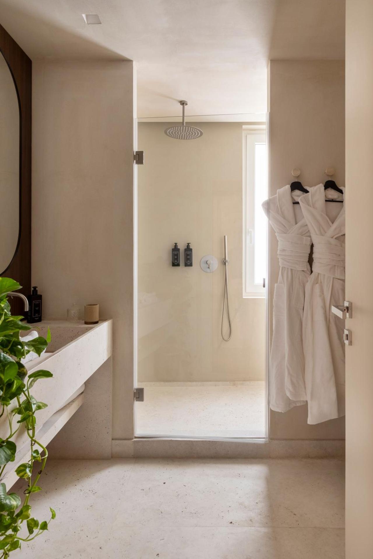 NAMAN HOTELLERIE - Condotti