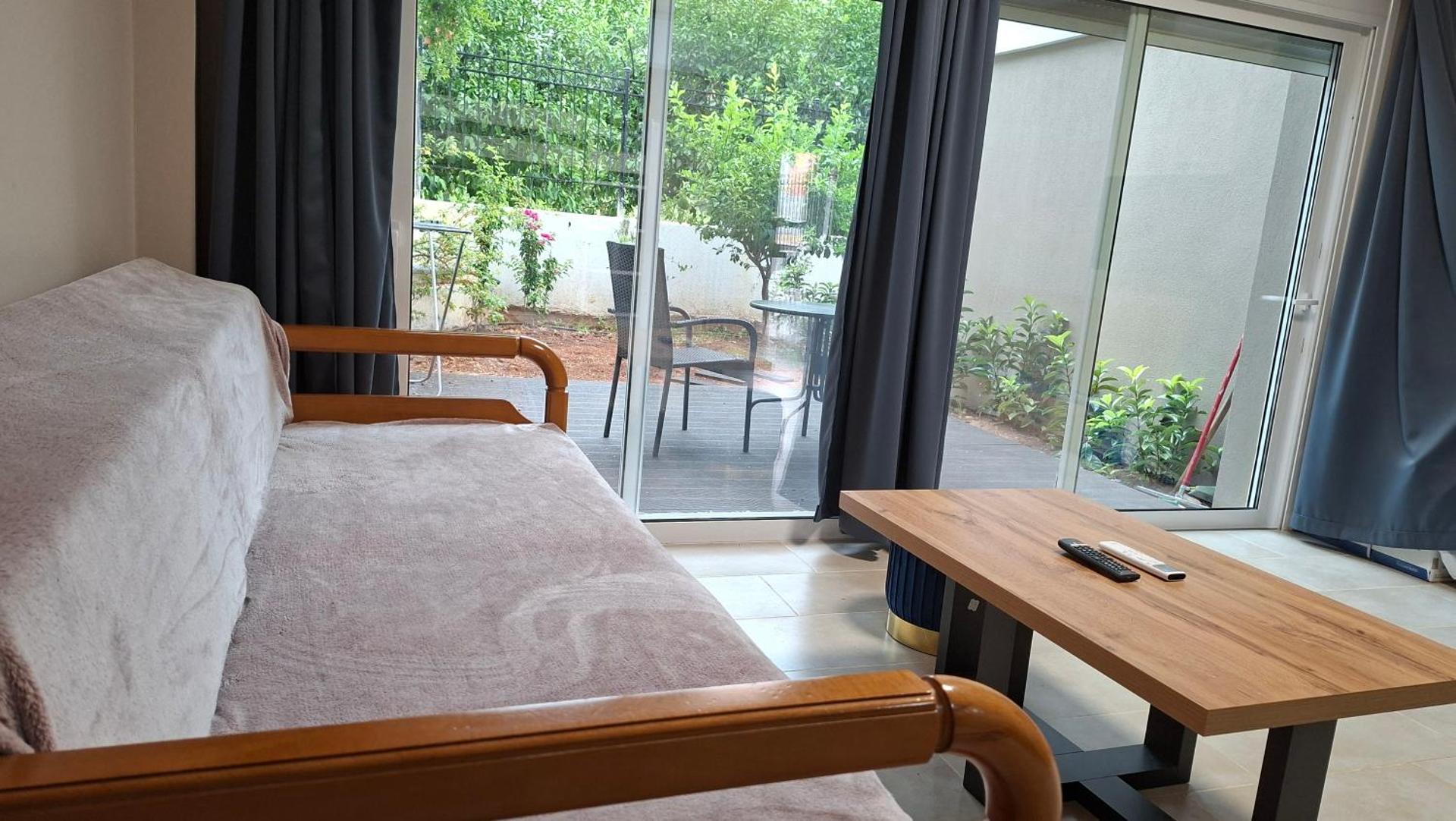 Akrata Green Elite Apartments