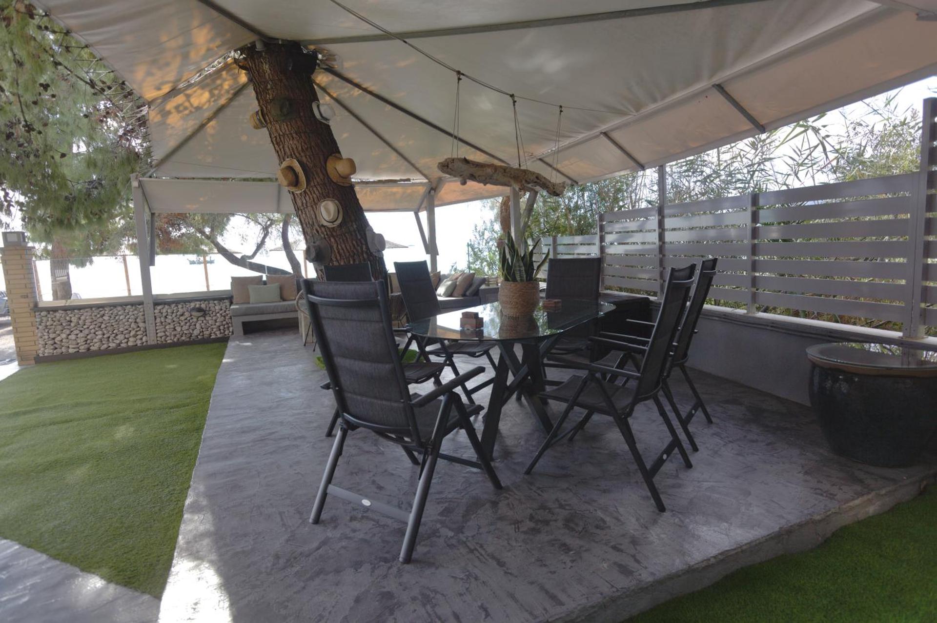 Kalafatis beach home