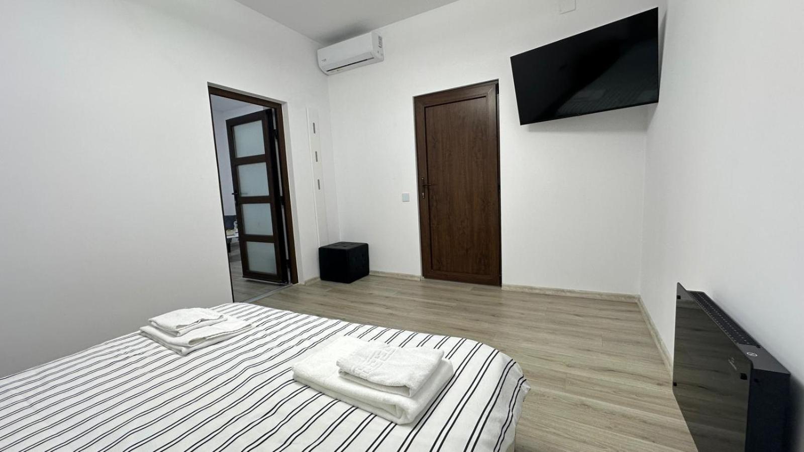 Luxury Resort Hostess