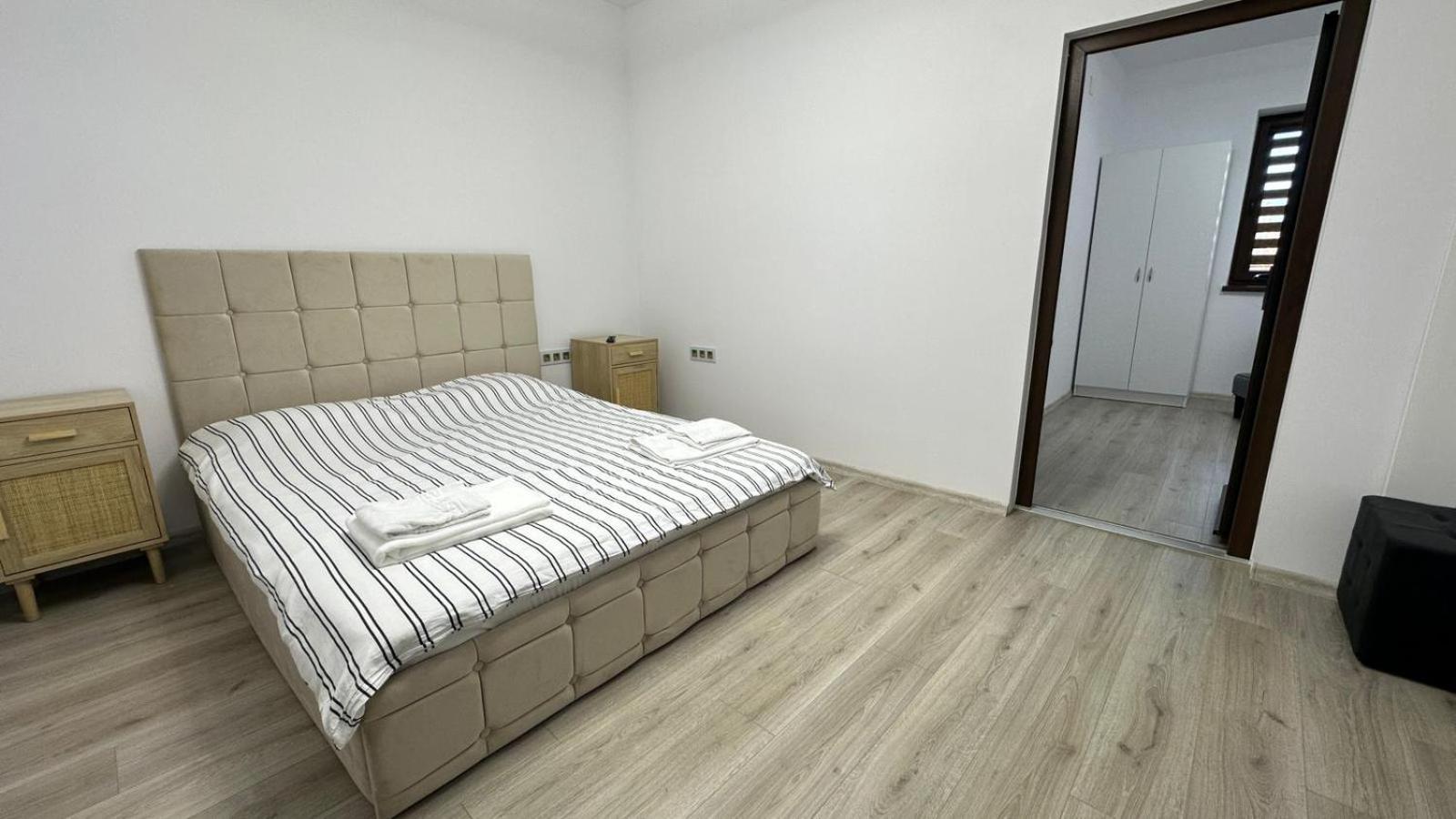 Luxury Resort Hostess